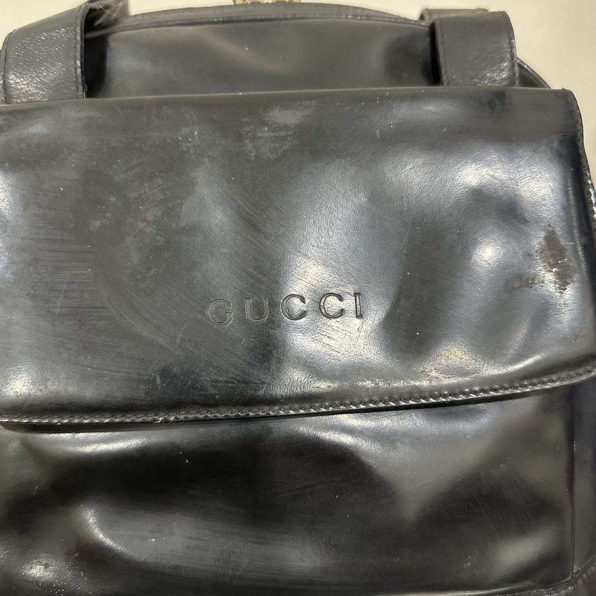Gucci ‼️YES‼️VINTAGE GUCCI PATENT LEATHER BAMBOO PULLER SHOULDER BAG Size ONE SIZE - 6 Thumbnail
