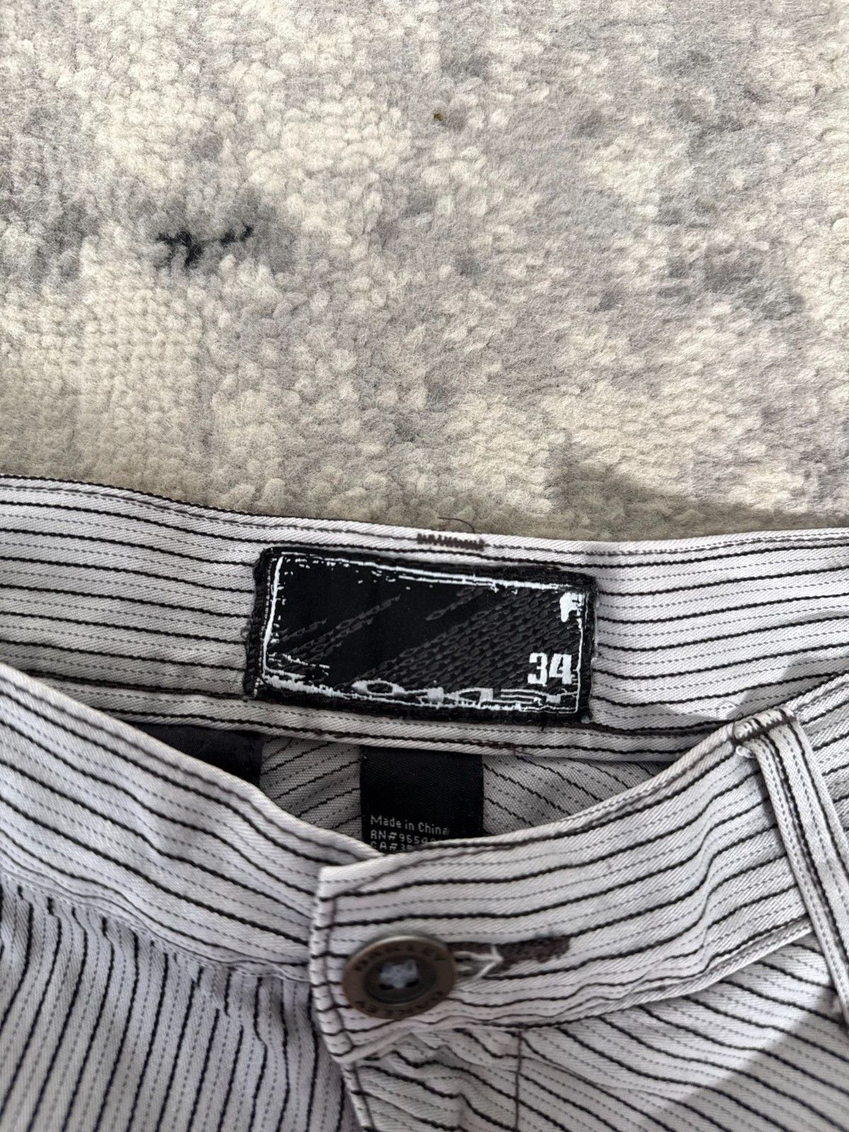 Oakley Y2K Oakley Striped White Shorts Size US 34 / EU 50 - 3 Thumbnail