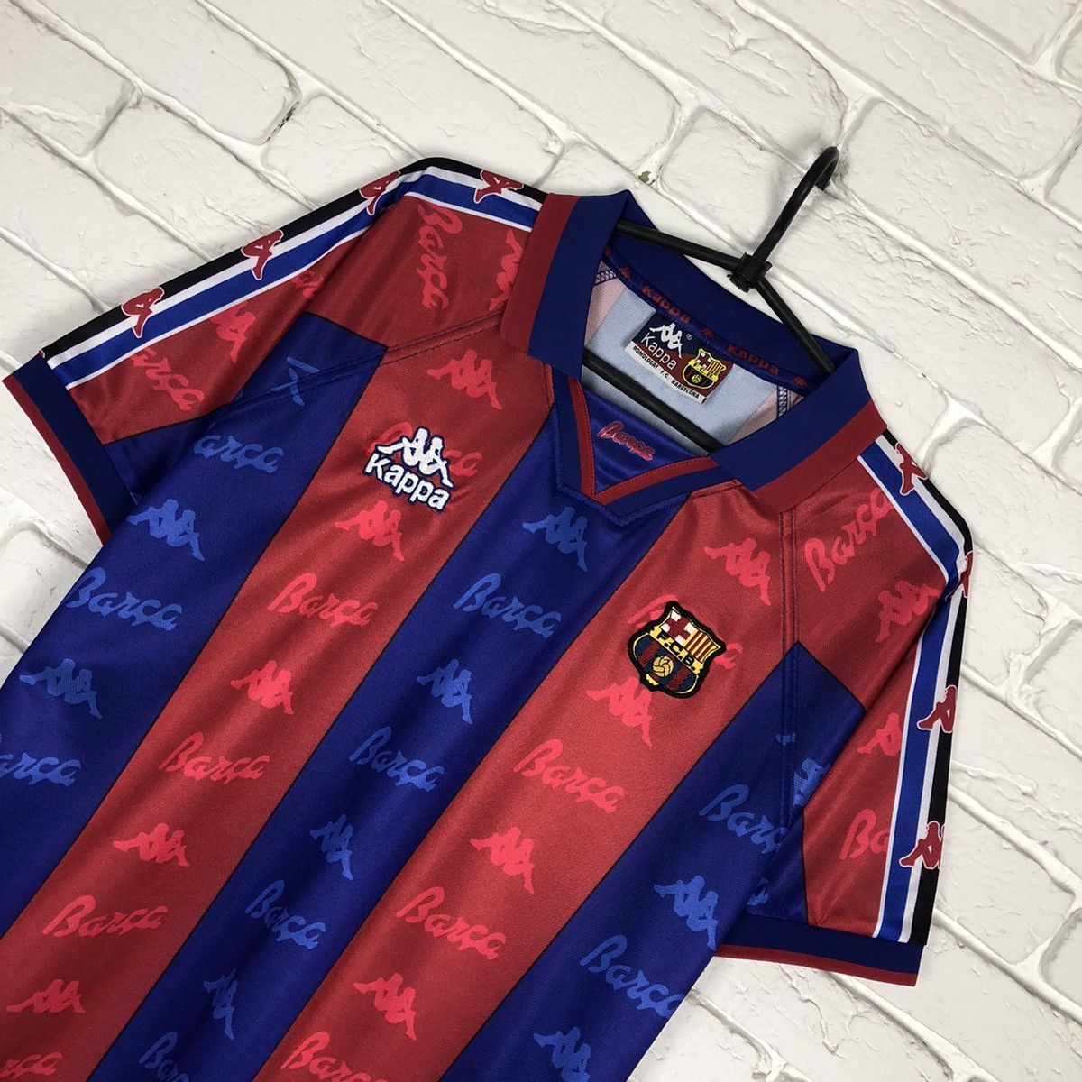 Kappa Retro copy Barcelona 1995 1997 home soccer jersey Size US M / EU 48-50 / 2 - 2 Thumbnail