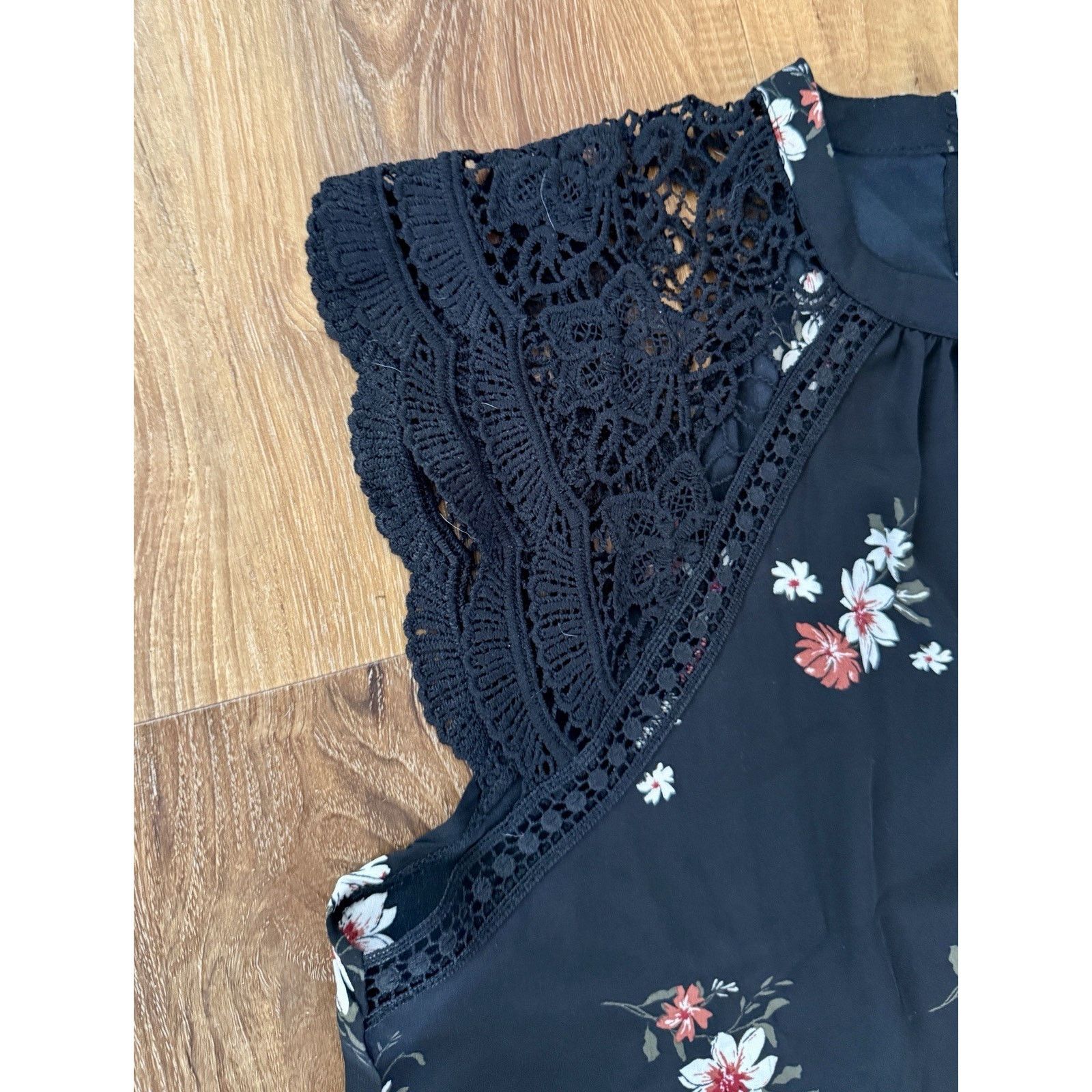 Other Boutique Shirt Women, Black Floral Short Sleeve Scoop Neck Size XL / US 12-14 / IT 48-50 - 6 Thumbnail