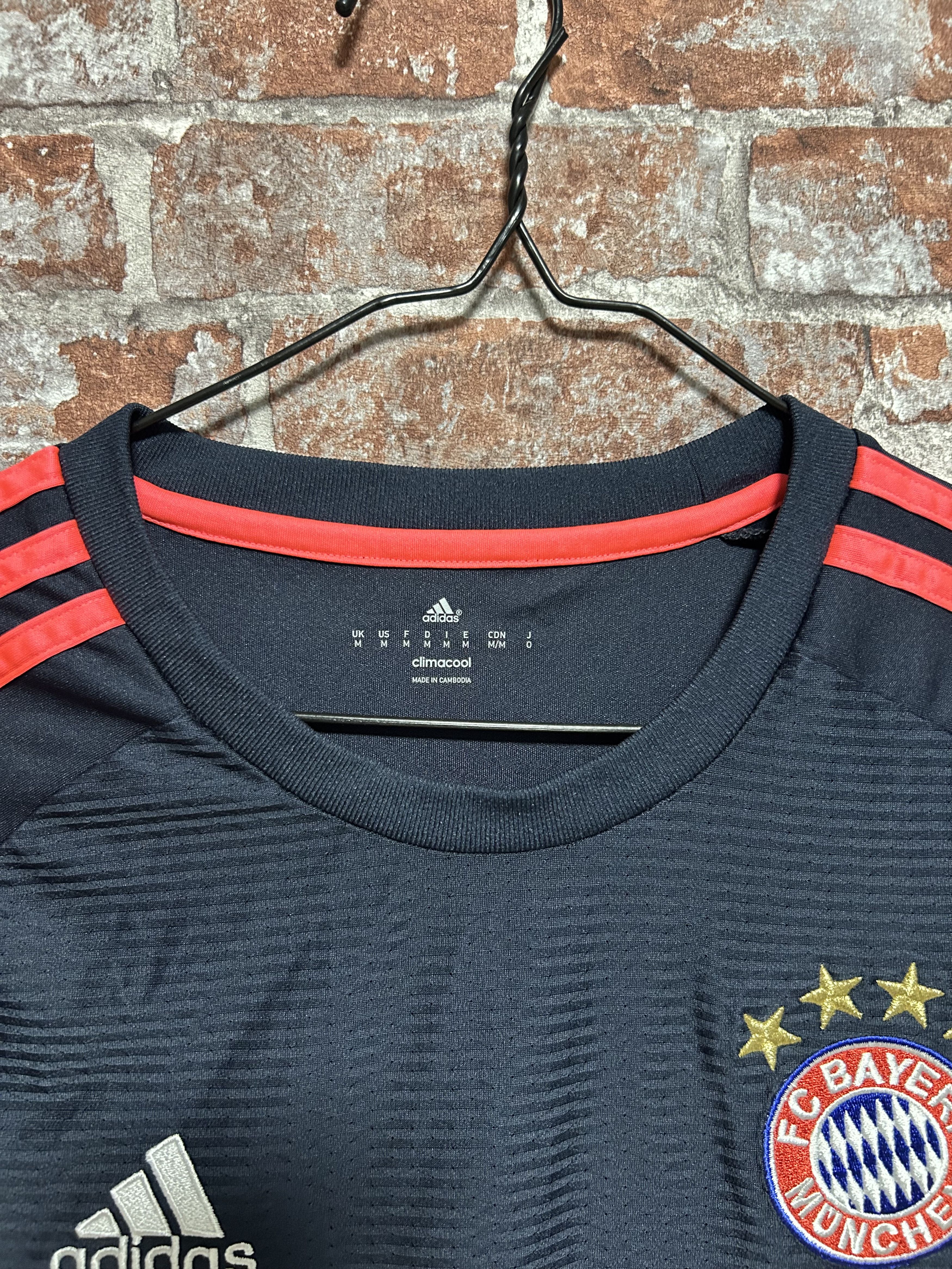 Adidas Bayern Munich 2015 2016 Third Football Jersey Shirt AA5222 Size US M / EU 48-50 / 2 - 3 Thumbnail