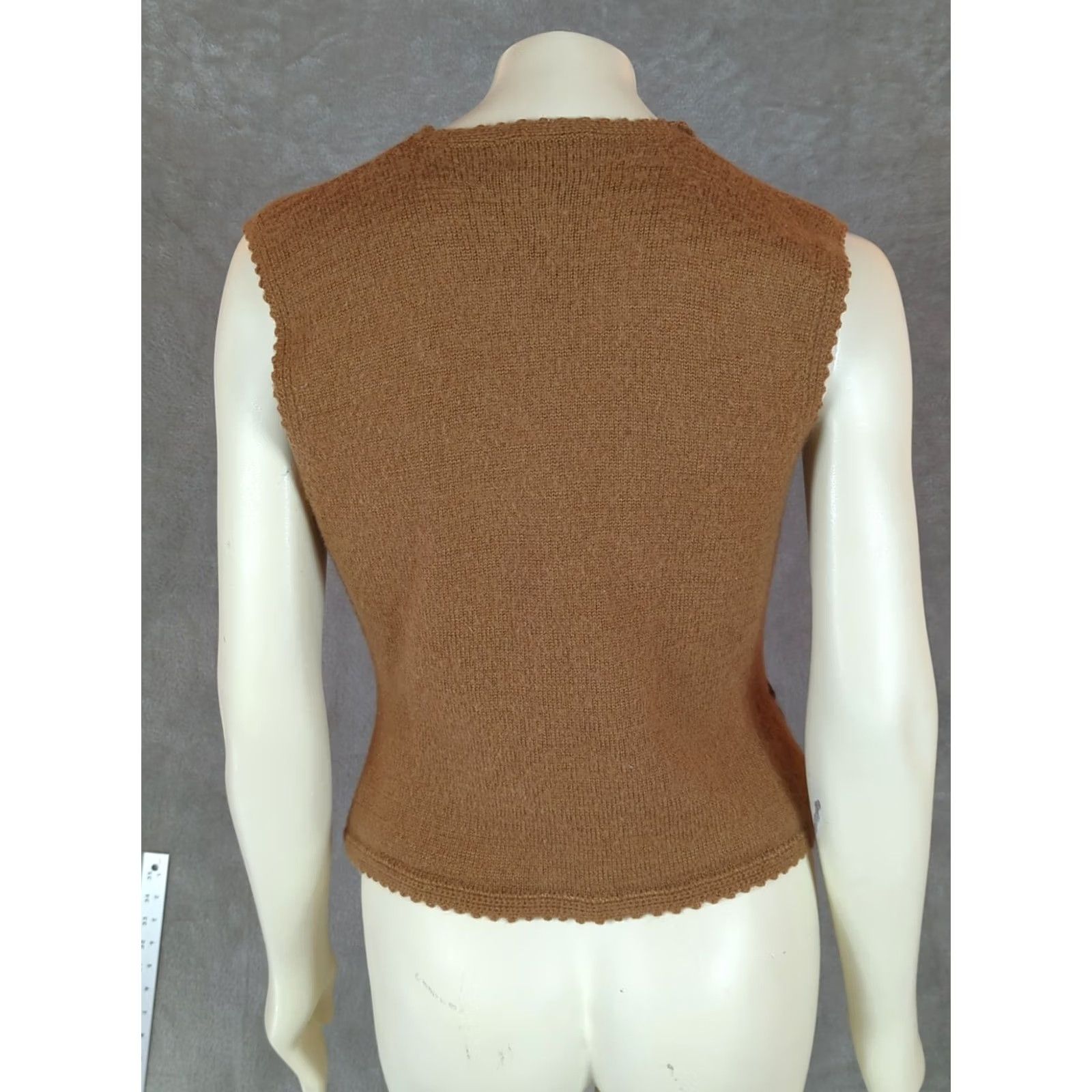 Vintage VINTAGE Koret Embroidered Sweater Vest Womens Lambswool Blend Floral V-Neck Sleeveless Button Knit Brown - Grandma Fairygrunge Style Size M / US 6-8 / IT 42-44 - 6 Thumbnail