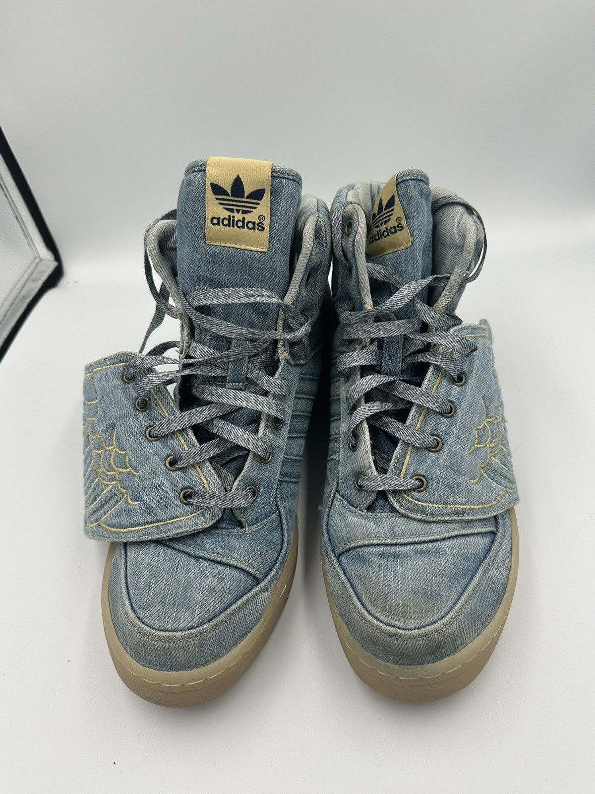 Adidas Jeremy Scott x Adidas Denim Wings Size US 12.5 / EU 45-46 - 2 Thumbnail