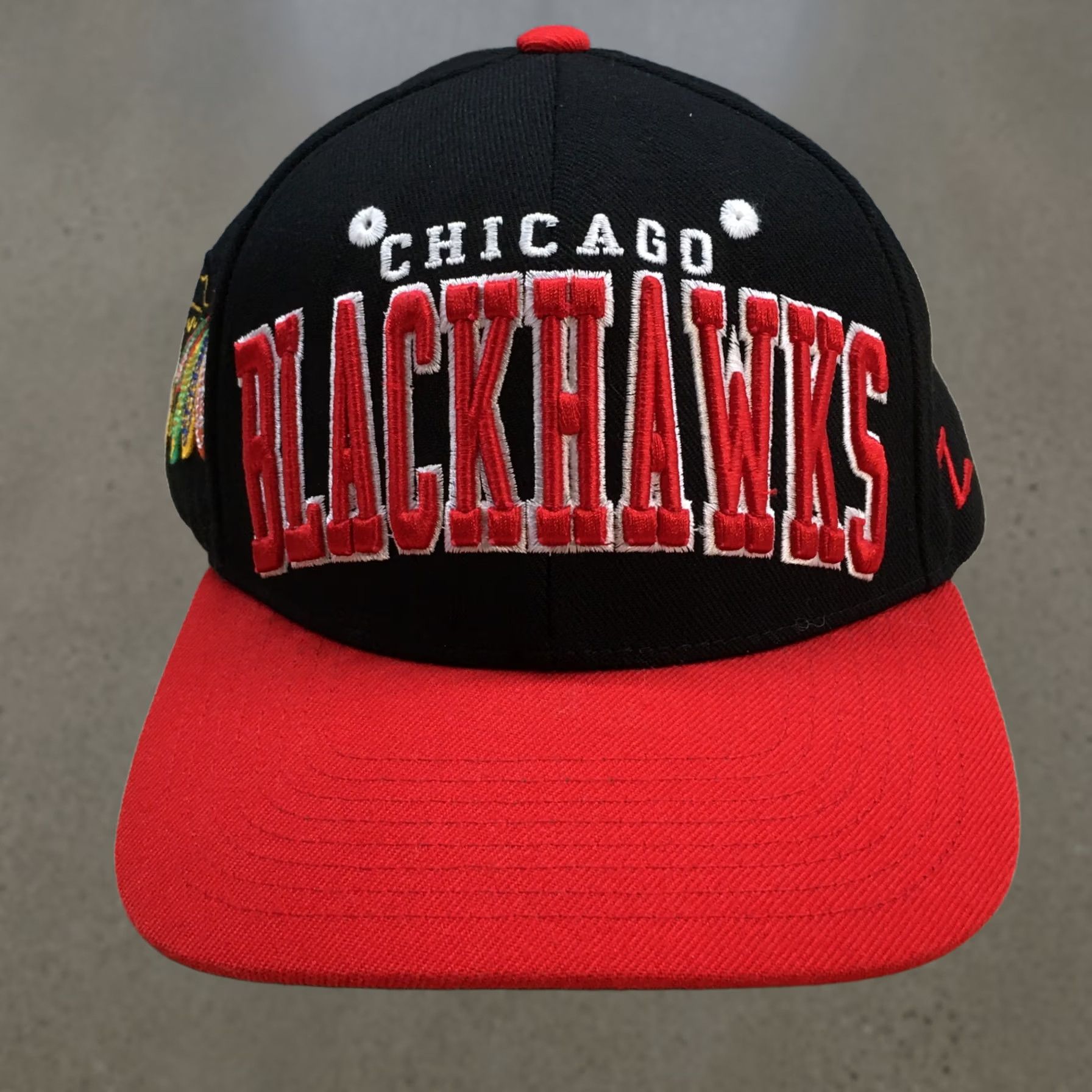 Zephyr Zephyr Chicago Blackhawks Snapback Cap Hat Mens One Size Black NHL Flat Brim Adjustable Brand: Zephyr, Men, Snapback, Black, One Size Size ONE SIZE - 1 Thumbnail