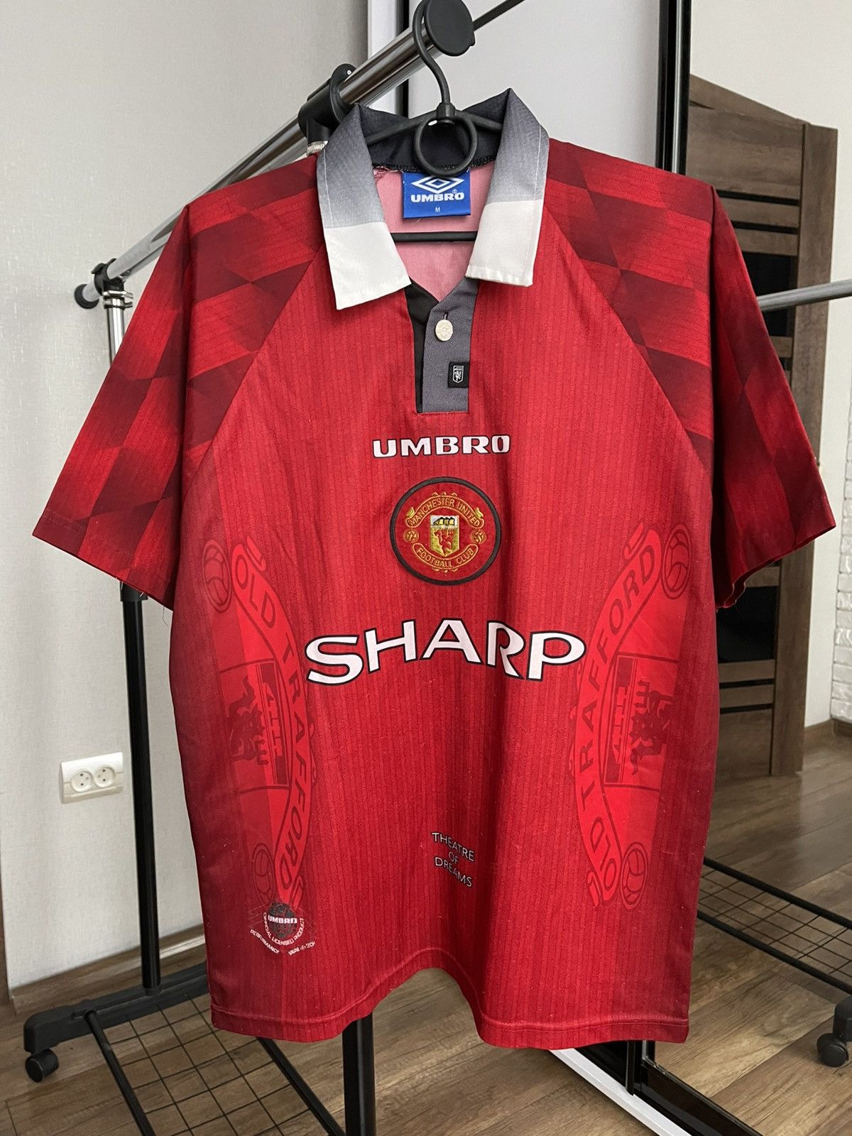 Umbro 1996/1997 Umbro Manchester United Vintage Soccer Jersey Tee Size US M / EU 48-50 / 2 - 3 Thumbnail