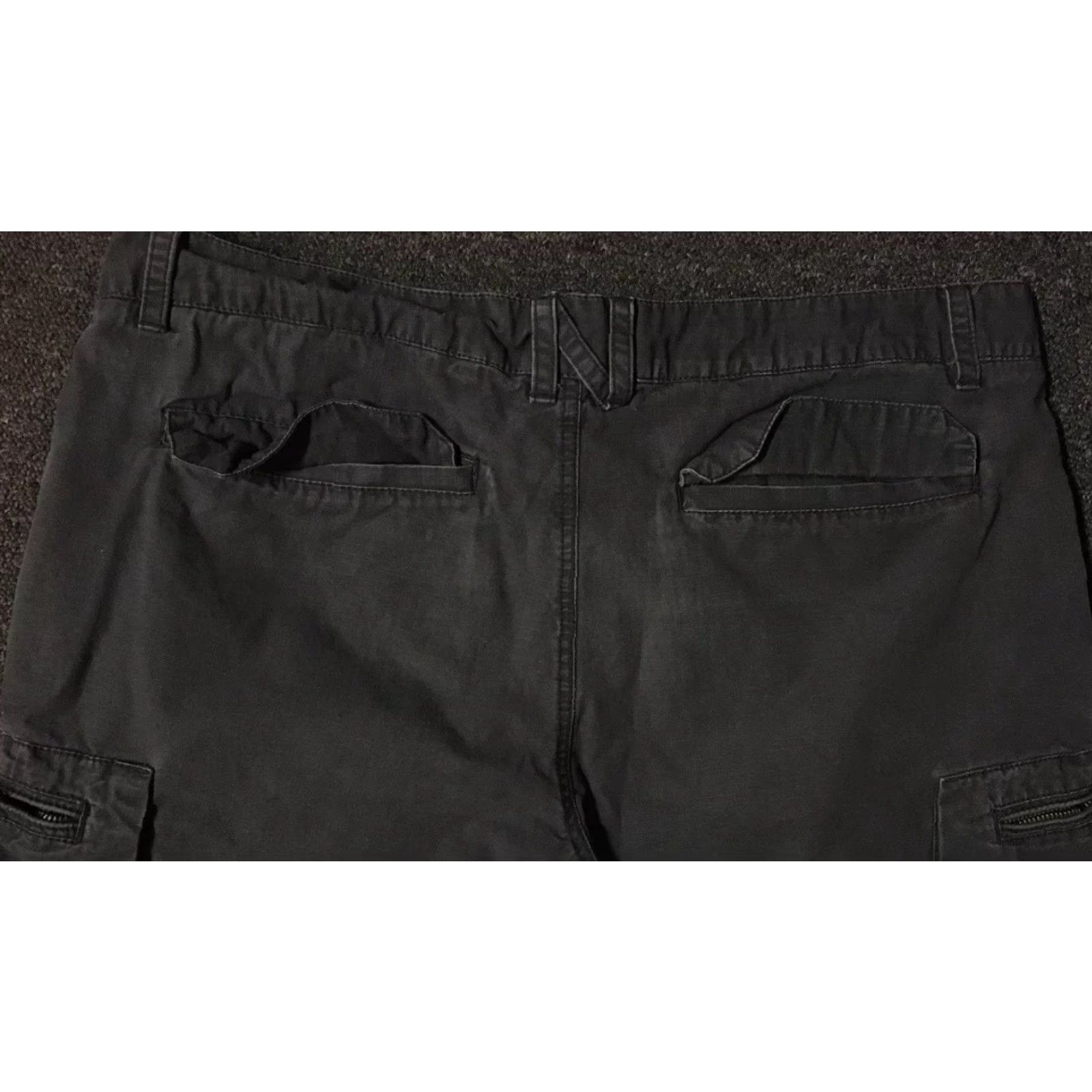Nike VINTAGE Nike Faded Swoosh Cargo Shorts 36 Gray Nike Shorts Mens 90s Grunge Surf Skate Biker Beach USA Yacht 80s 90s Swoosh ACG Gy? Size US 36 / EU 52 - 5 Thumbnail