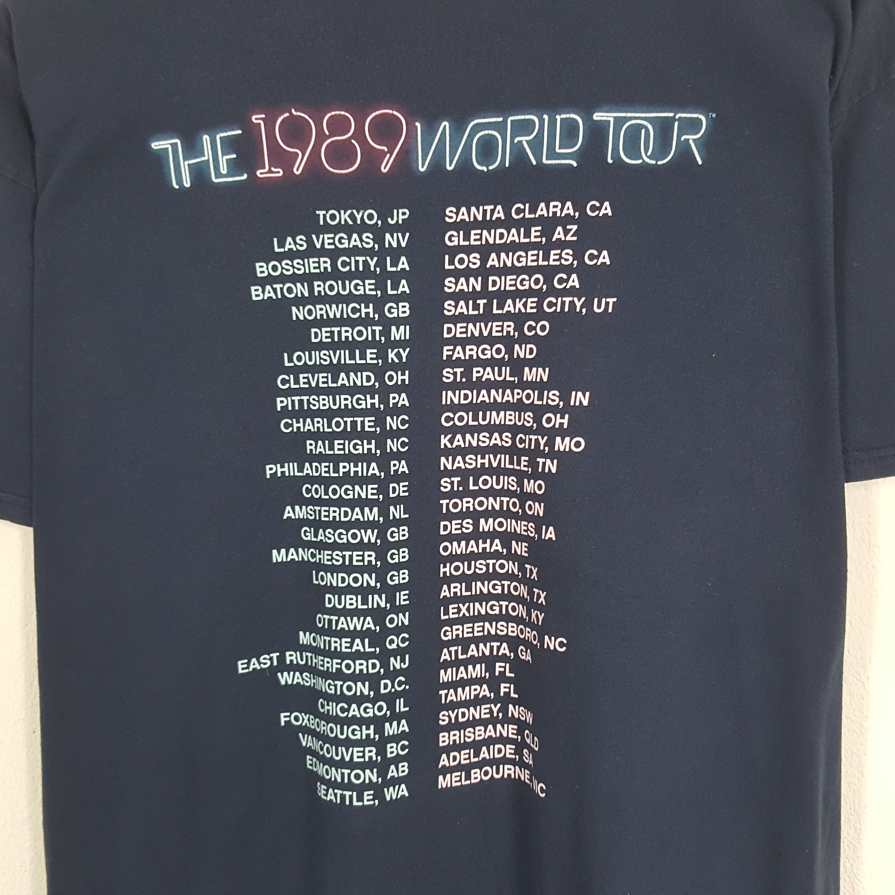 Band Tees × Vintage Vintage Taylor Swift American Singer Tour Tshirt Size US XL / EU 56 / 4 - 4 Thumbnail