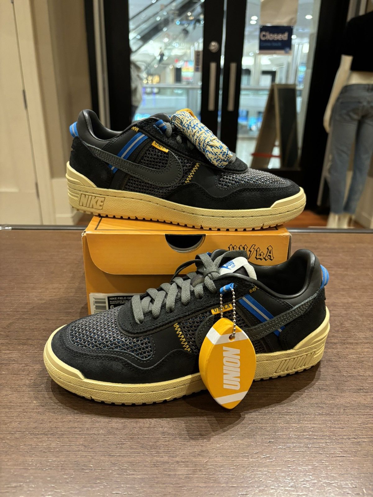 Nike Nike Field General UNLA Size US 6 / EU 39 - 1 Thumbnail