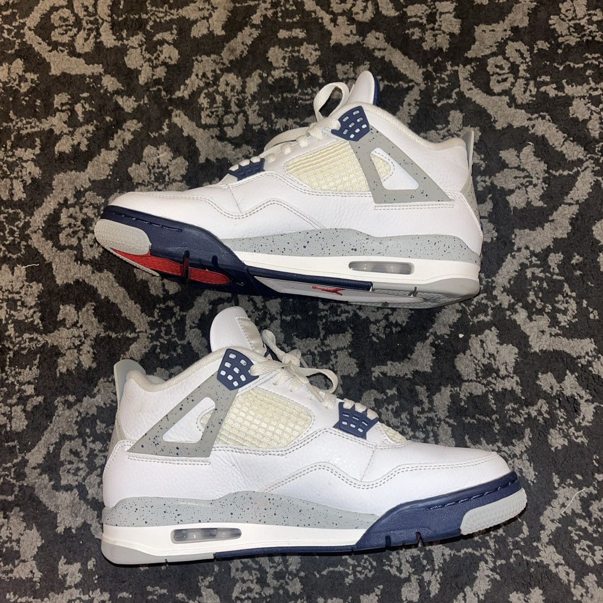 Jordan Brand JORDAN 4 Midnight Navy Size US 9.5 / EU 42-43 - 4 Thumbnail