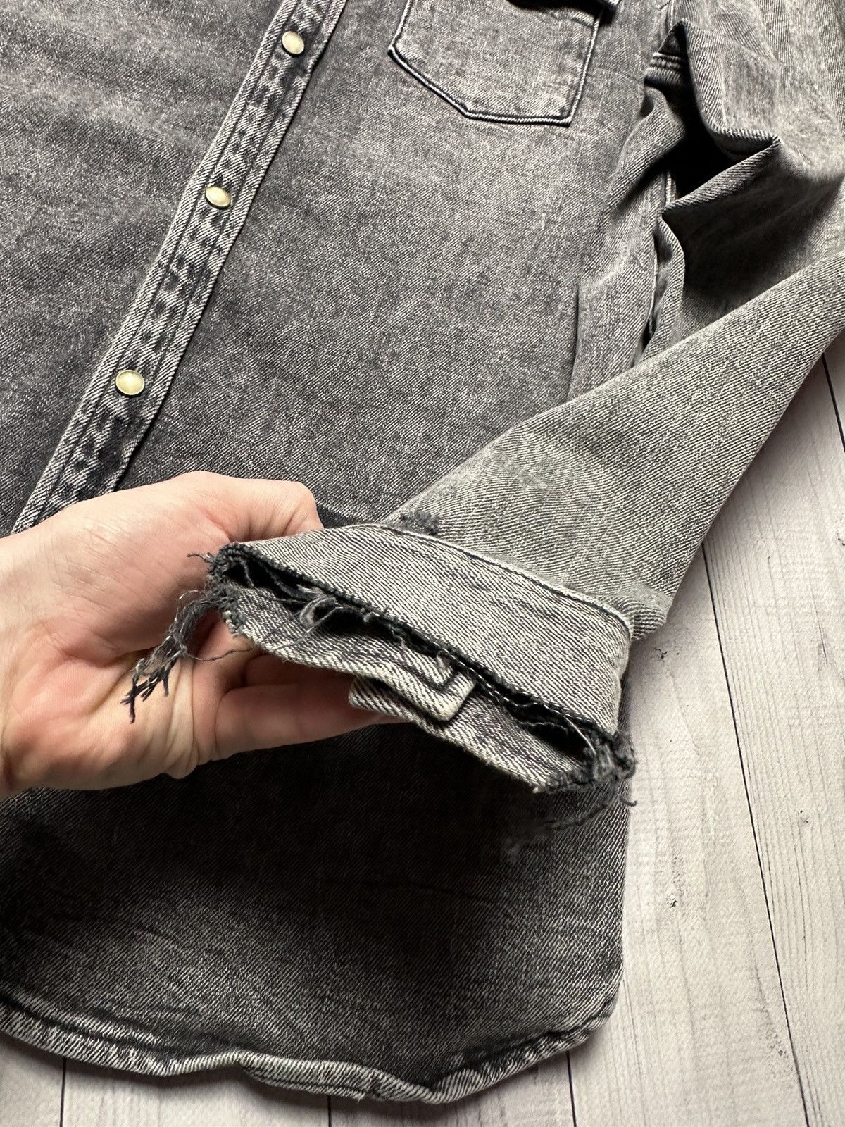 Allsaints × Vintage Vintage Allsaints denim shirt distressed size M grey rare Size US M / EU 48-50 / 2 - 5 Thumbnail
