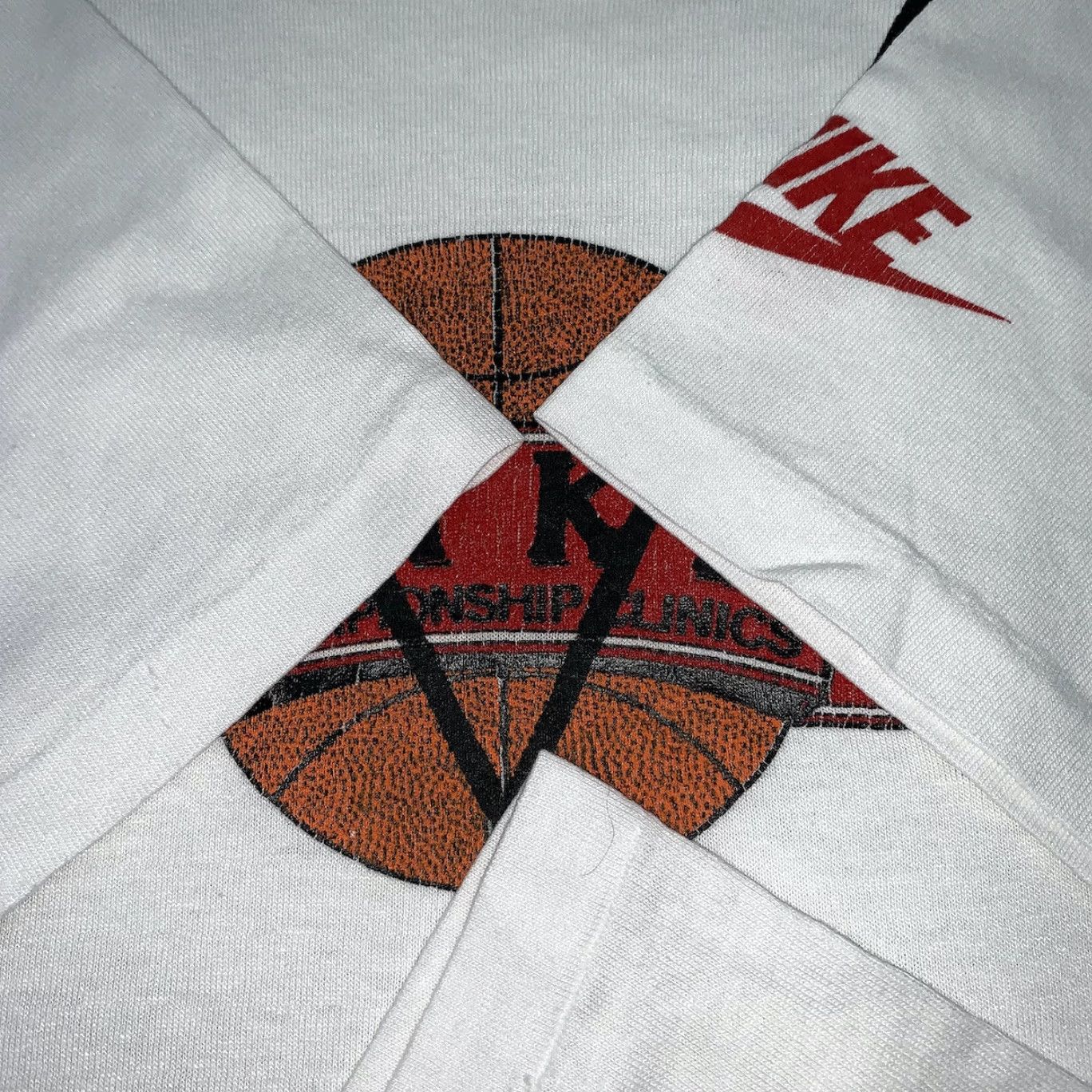 Nike VINTAGE Nike T-Shirt Mens XL White Basketball Clinic Jordan Whistle 90s Size US XL / EU 56 / 4 - 6 Thumbnail