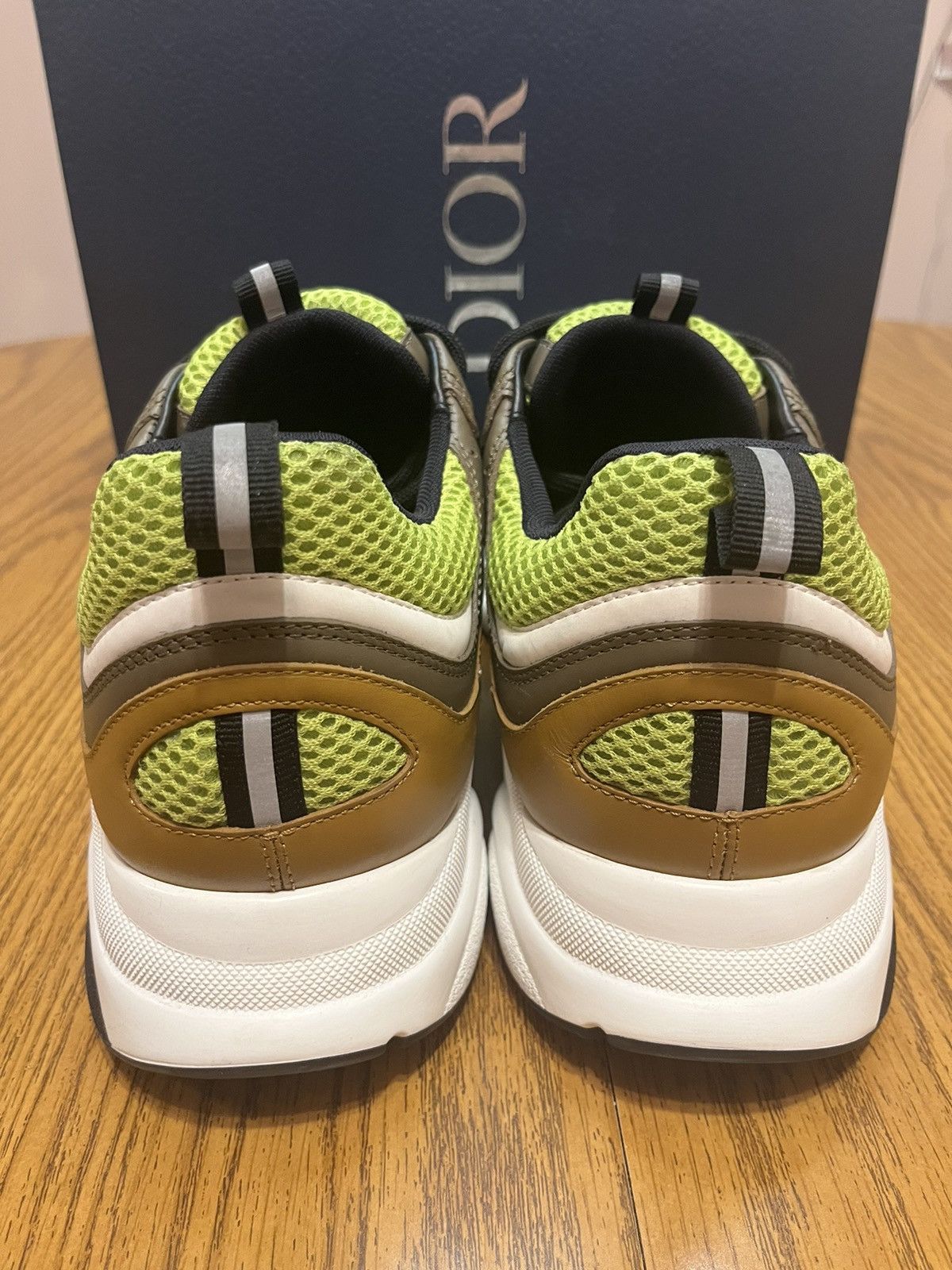 Dior Dior B22 Sneaker Brown/Green Size US 12 / EU 45 - 5 Thumbnail