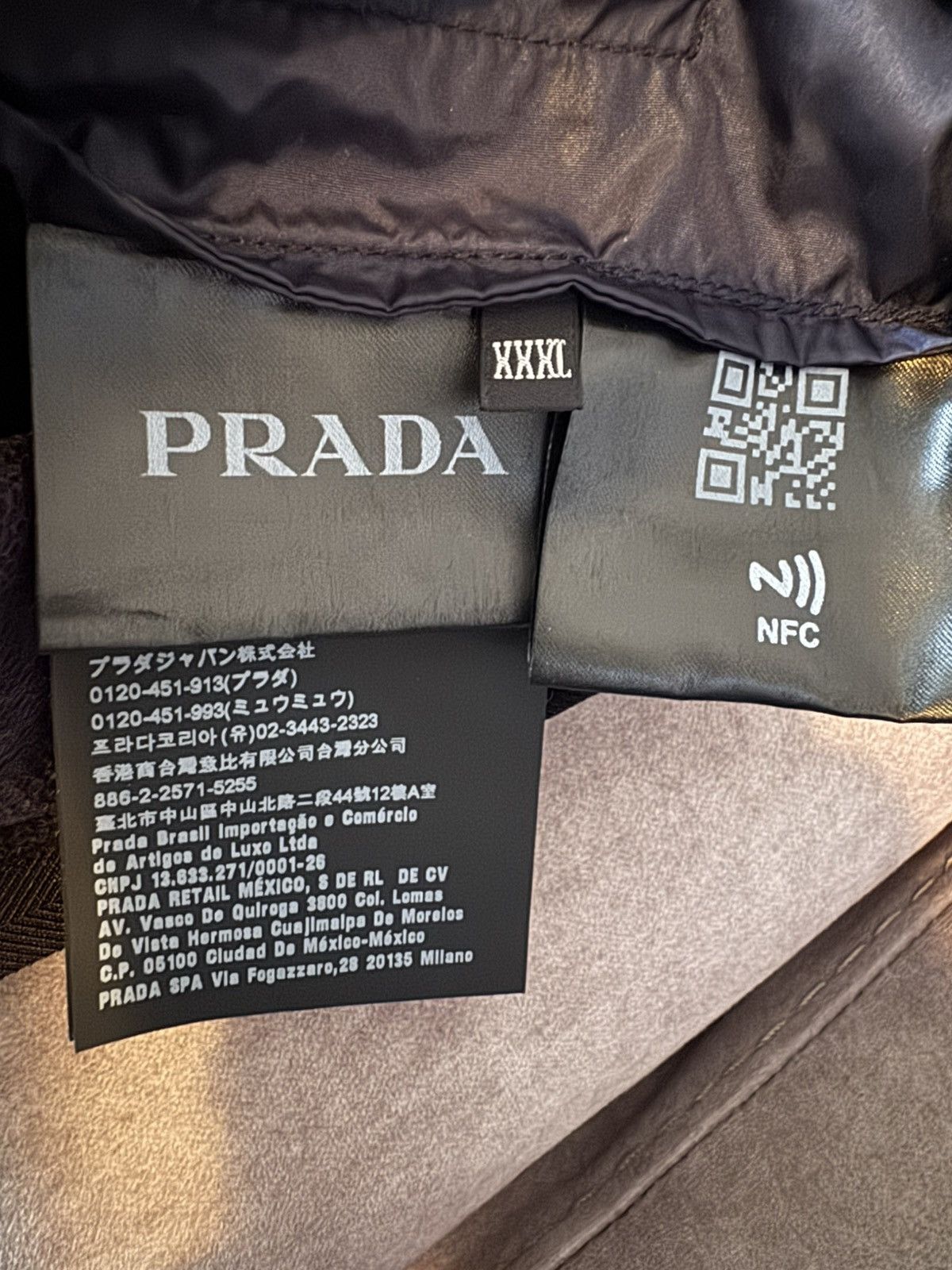 Prada PRADA jacket STUDY PHOTOS FOR REAL TAPE MEASUREMENTS FOR FIT Size US XXL / EU 58 / 5 - 10 Thumbnail