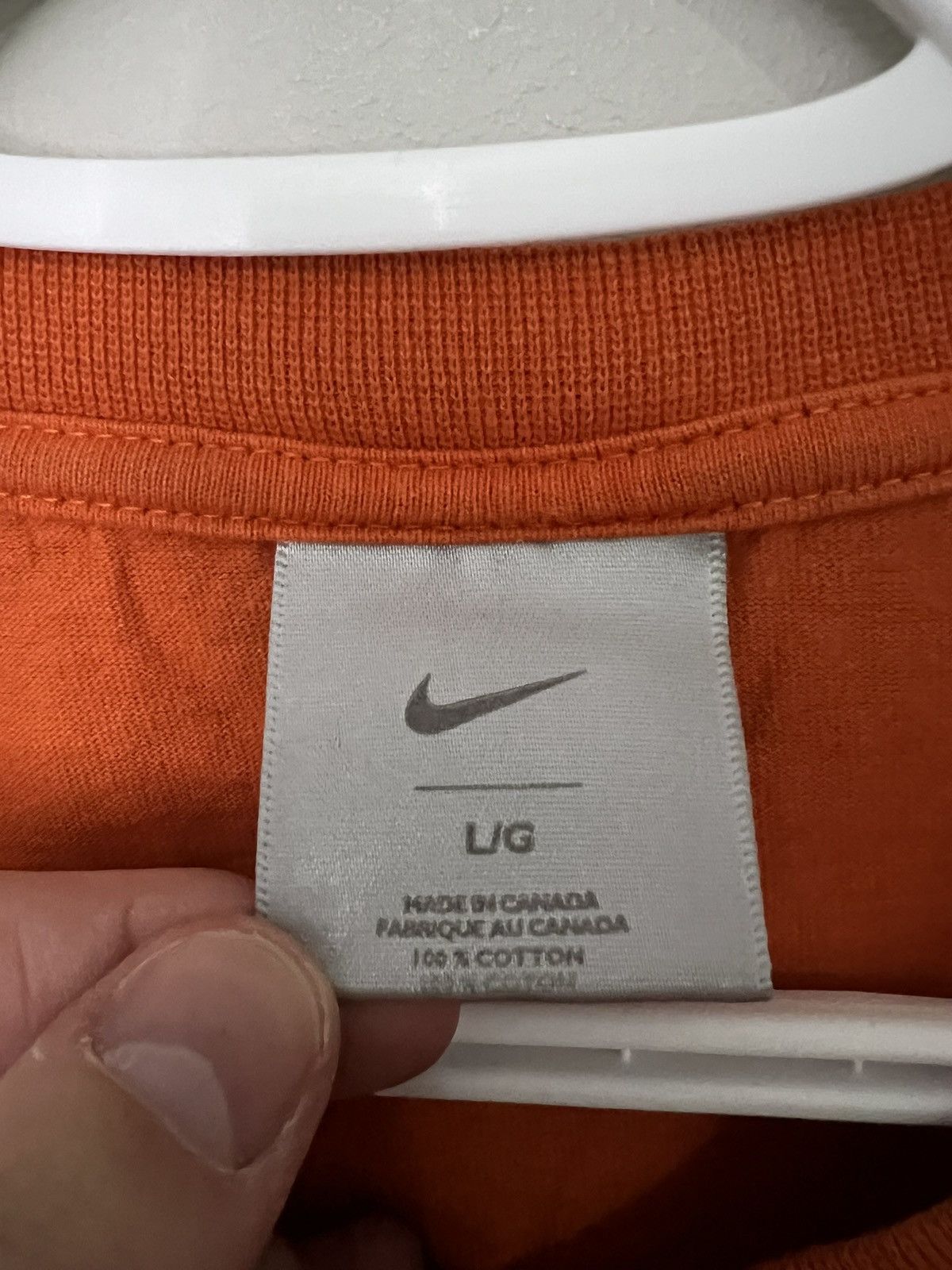 Nike Vintage Nike T-Shirt Swoosh Orange/Black Made In Canada Size US L / EU 52-54 / 3 - 3 Thumbnail