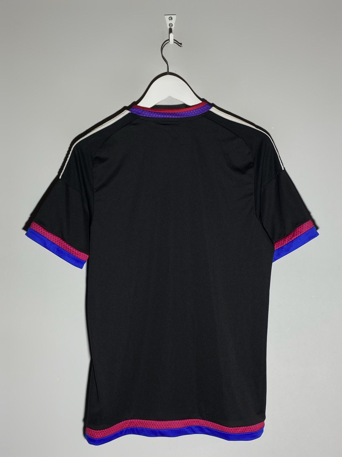 Adidas Adidas FC Basel 2015/16 Home Football Shirt Soccer Jersey Size US M / EU 48-50 / 2 - 2 Thumbnail