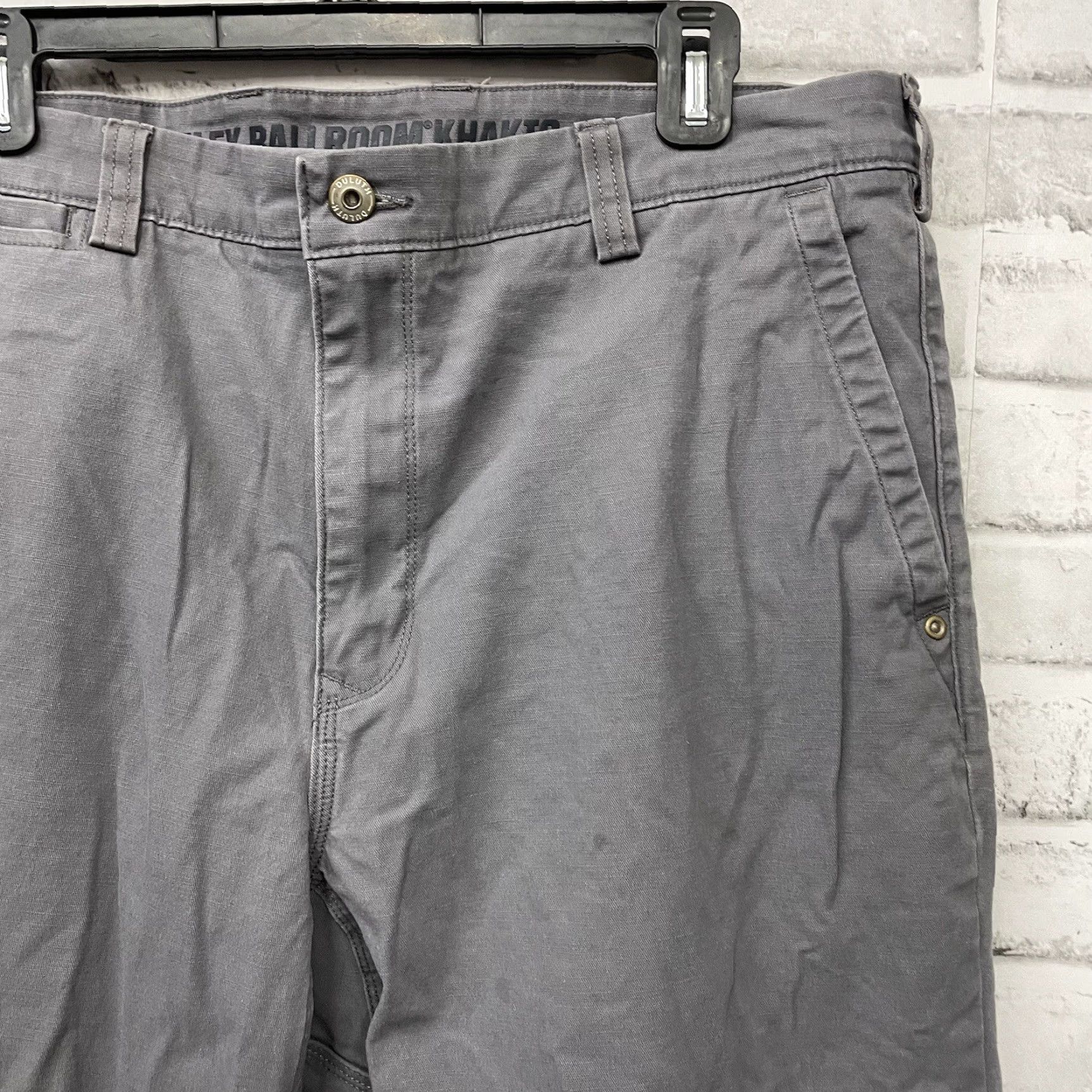 CO Duluth Relaxed Fit Gray Cotton Blend Pants Mens Size 36x30 Cargo 36 30 Inseam Duluth Trading Co Gray Relaxed Fit Cotton Blend Pants Mens Size 36x30 Size US 36 / EU 52 - 2 Thumbnail