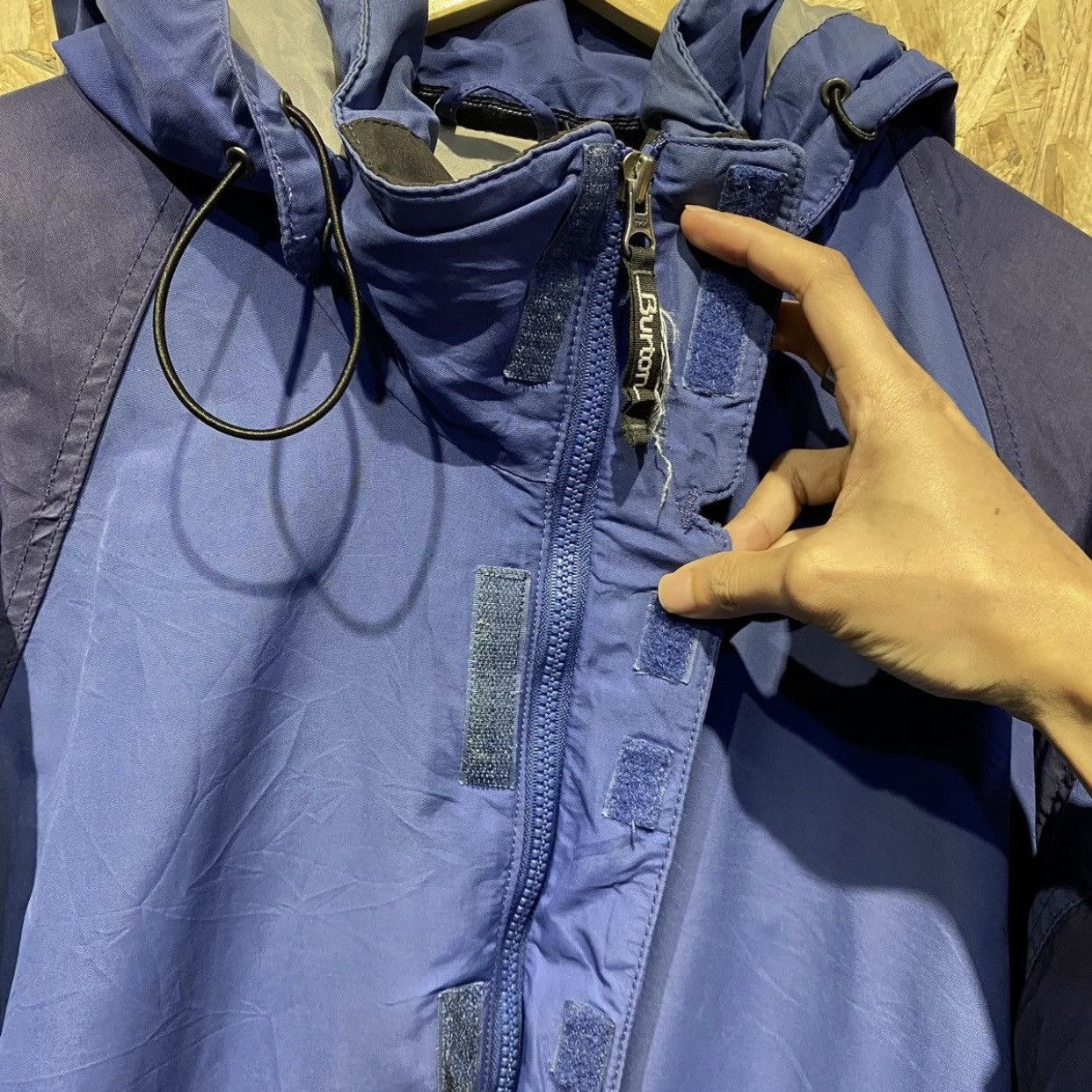 Burton vintage Burton Snowboards Toast StormLite Fabric jacket blue Size US L / EU 52-54 / 3 - 12 Thumbnail
