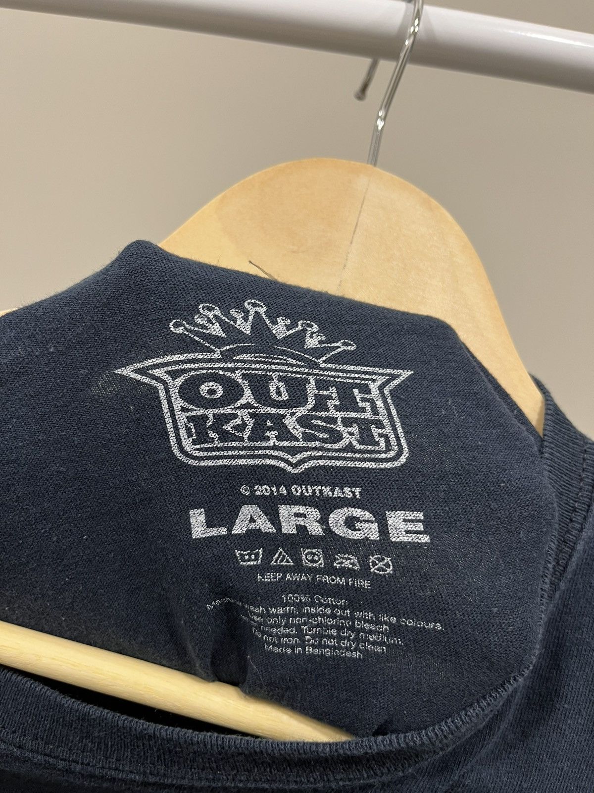 Vintage Vintage style Outcast Rap Tee Size US L / EU 52-54 / 3 - 4 Thumbnail