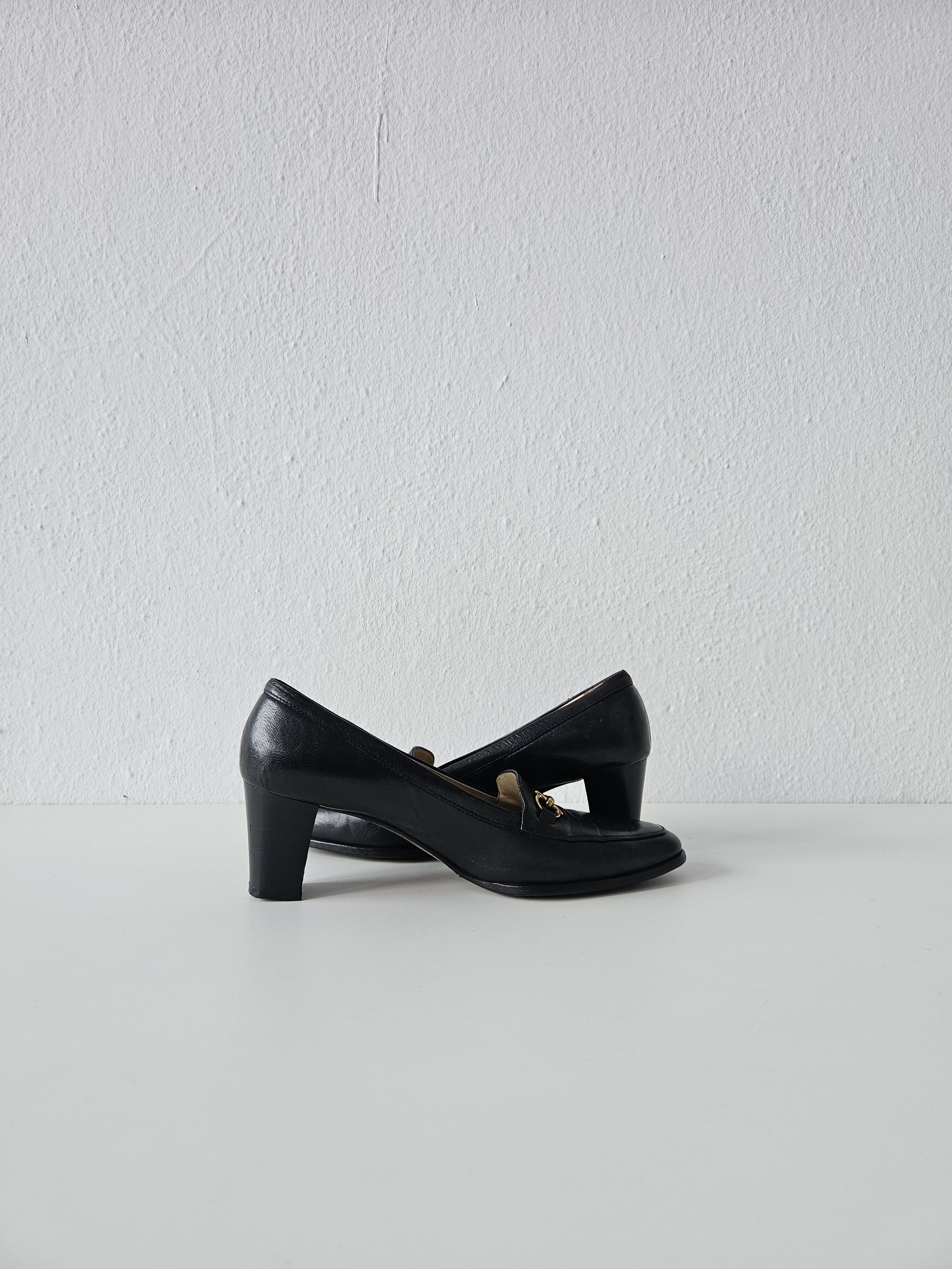 Gucci Vintage Gucci almond toe horsebit leather heels Size US 8.5 / IT 38.5 - 10 Thumbnail