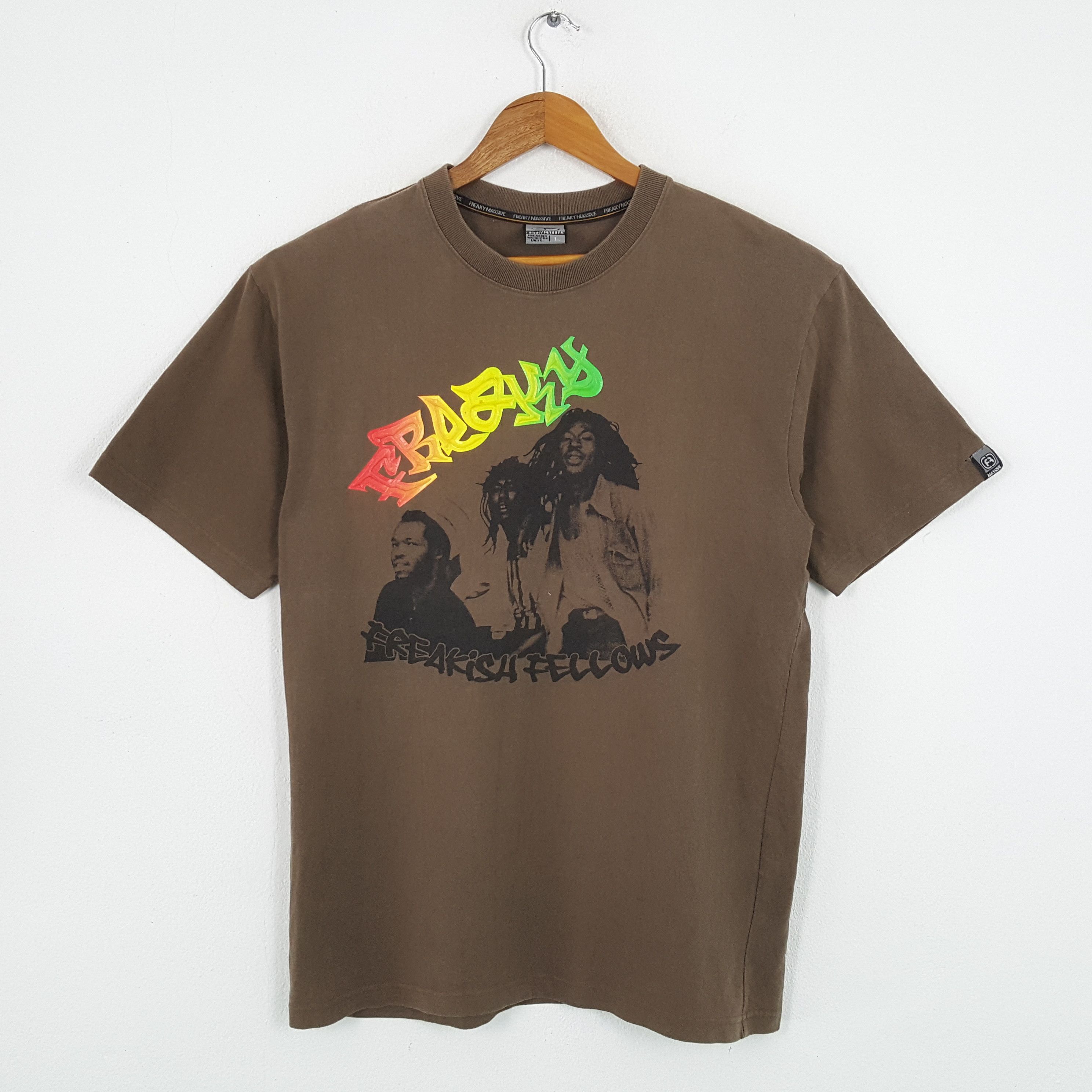 Vintage Vintage FREAKISH FELLOWS Reggae Singer Songwriter T-Shirts Size US XL / EU 56 / 4 - 1 Thumbnail