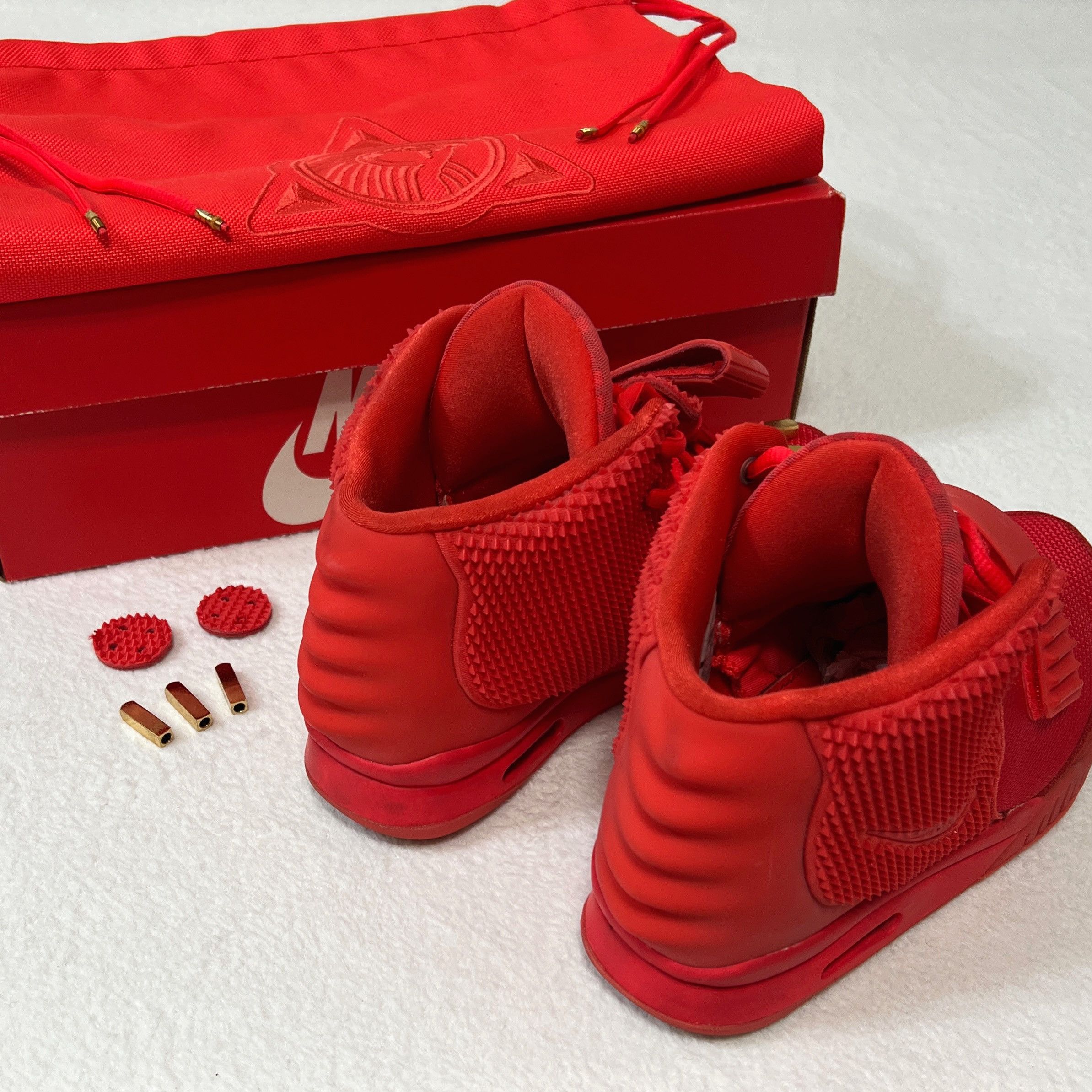 Nike Nike Air Yeezy 2 Red October (508214-660) Size US 6.5 / EU 39-40 - 6 Thumbnail