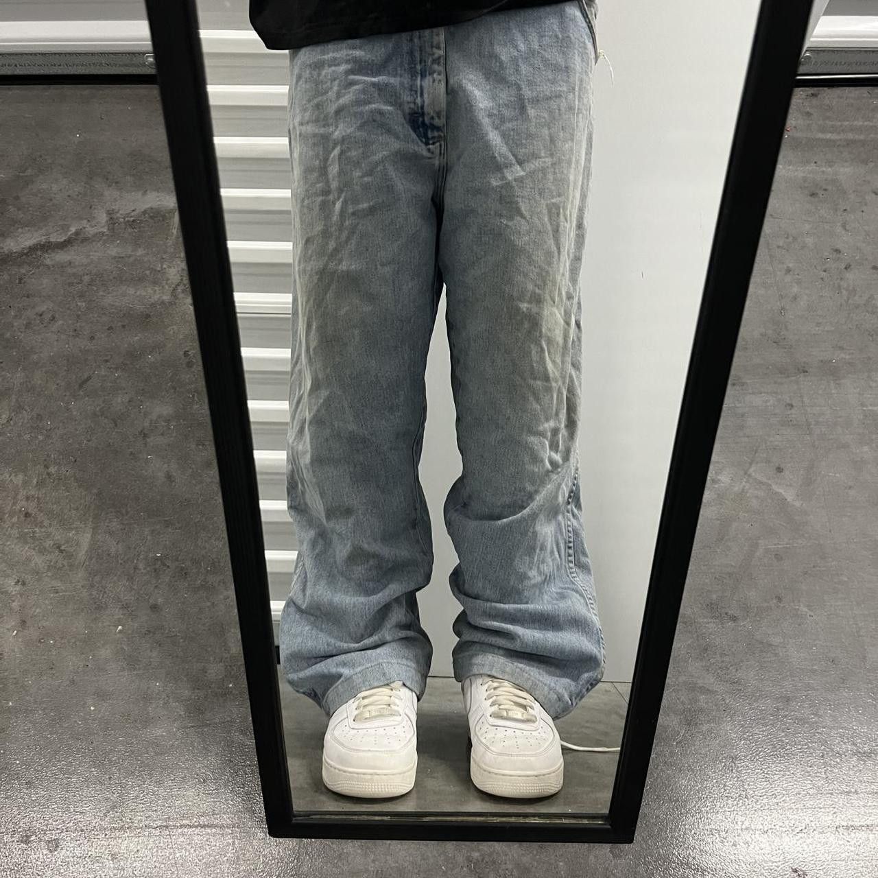 Vintage Vintage Y2K/2000s Baggy Skater Style Light Wash Denim Jeans! Size US 43 - 1 Thumbnail