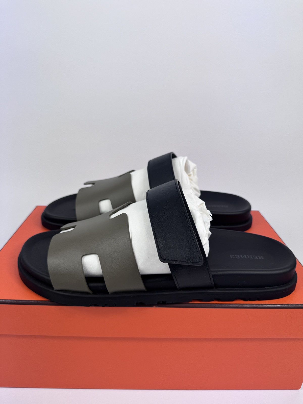 Hermes CHYPRE SANDALS FITS US10 / UK9 Size US 11.5 / EU 44-45 - 2 Thumbnail