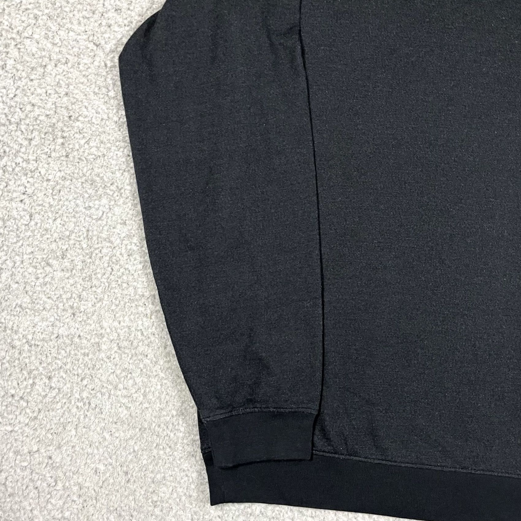 TravisMathew Travis Mathew Sweatshirt Mens M Crewneck Golf Pullover Stretch Soft Black Logo Size US M / EU 48-50 / 2 - 5 Thumbnail