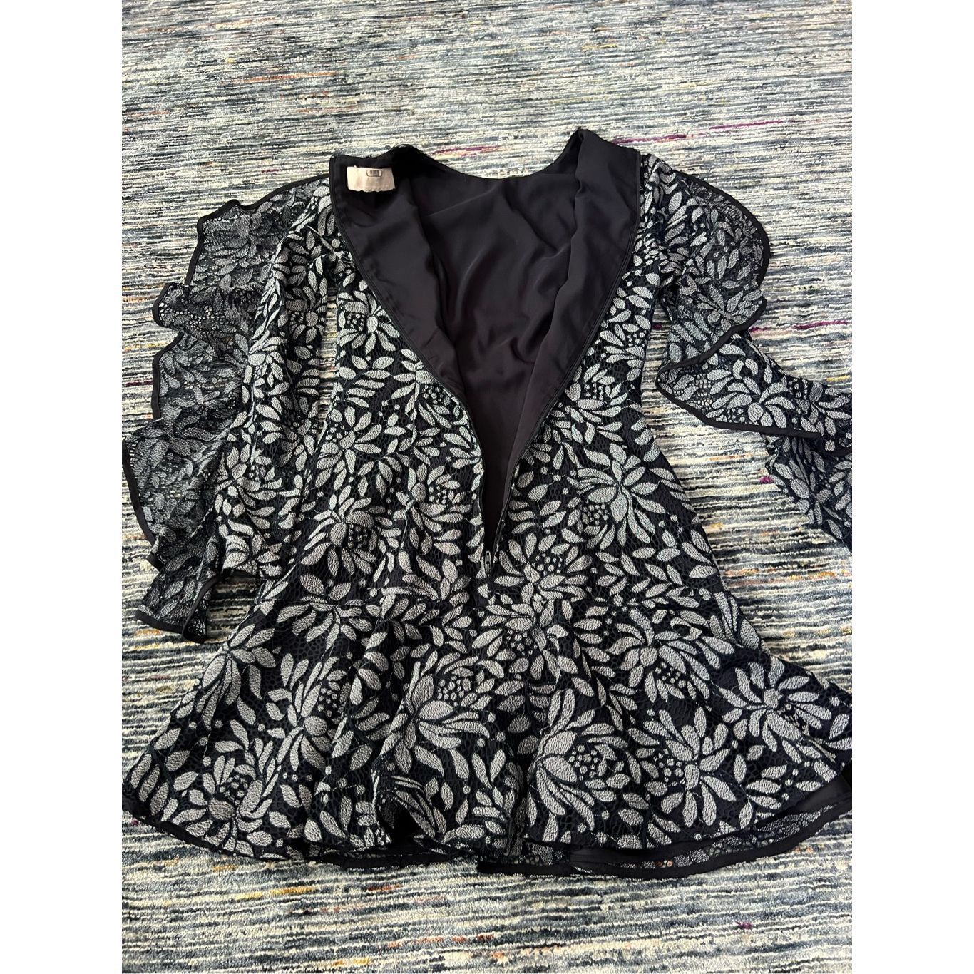 Other Keepsake Women's Engage Lace Long Sleeve Dress size XS Size XS / US 0-2 / IT 36-38 - 10 Thumbnail