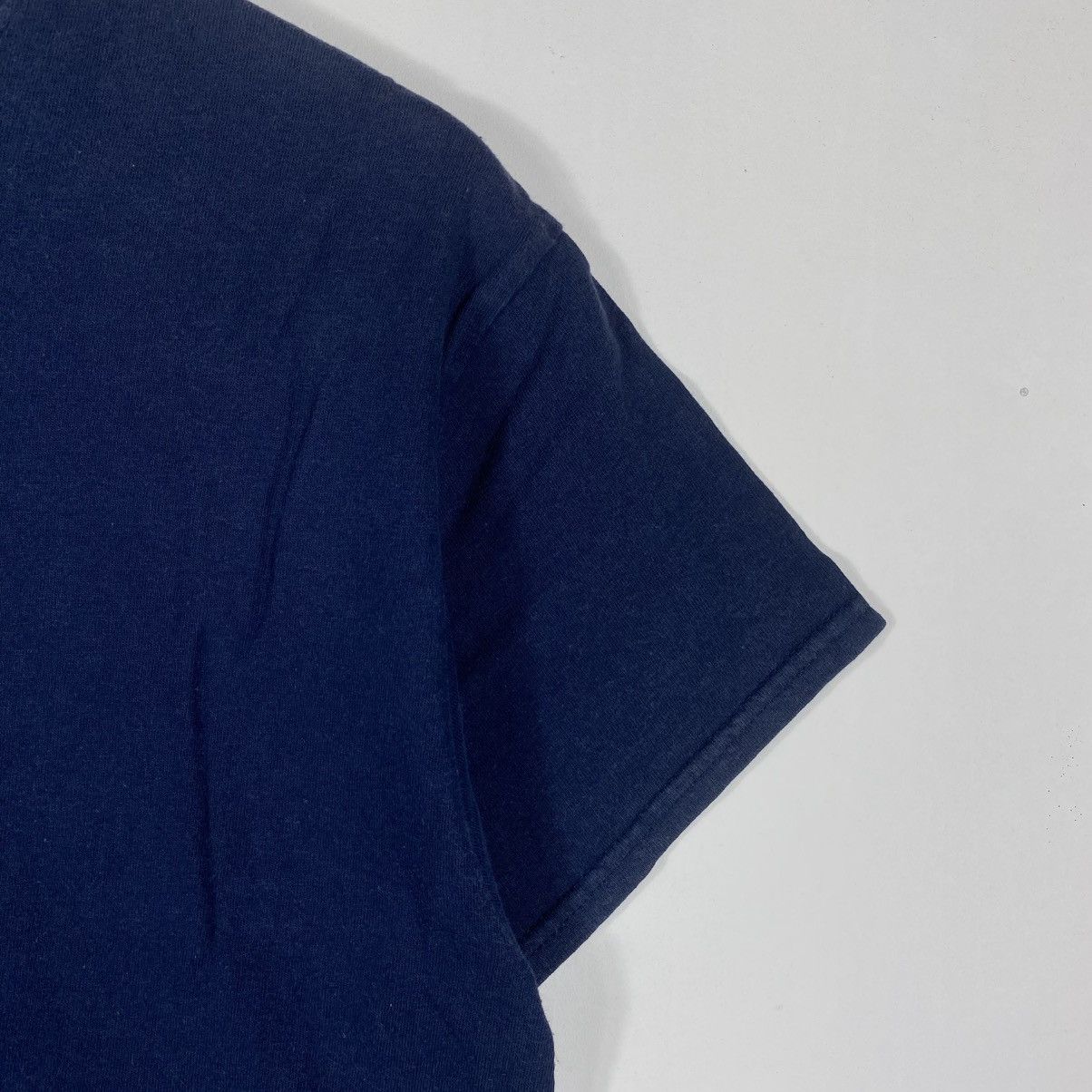 Vintage Vintage 00's FEATHERED FRIENDS Outdoor Apparel Wear TeeShirt Size US M / EU 48-50 / 2 - 6 Thumbnail