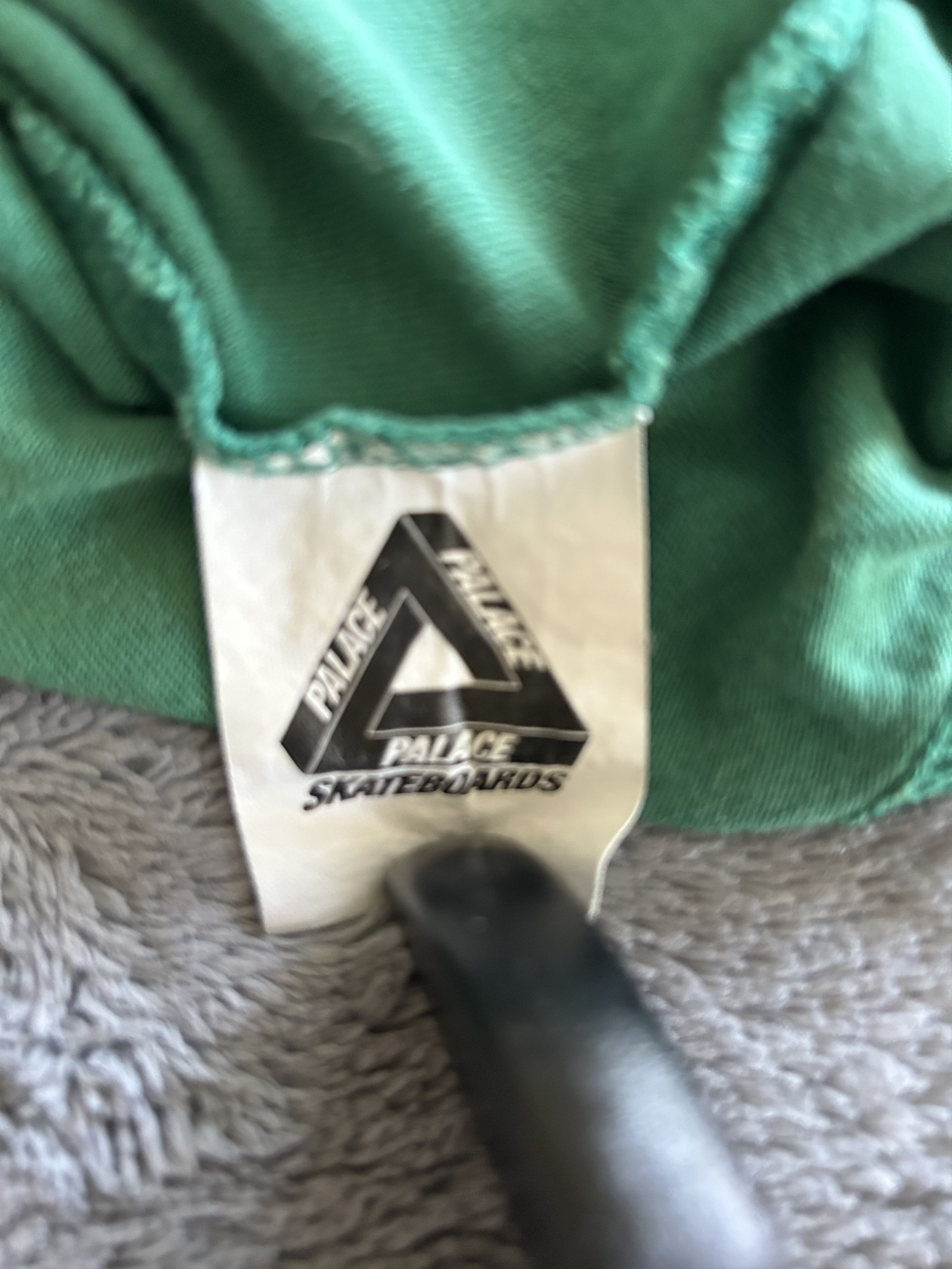 Palace Palace Safe triferg T shirt Size US XL / EU 56 / 4 - 8 Thumbnail