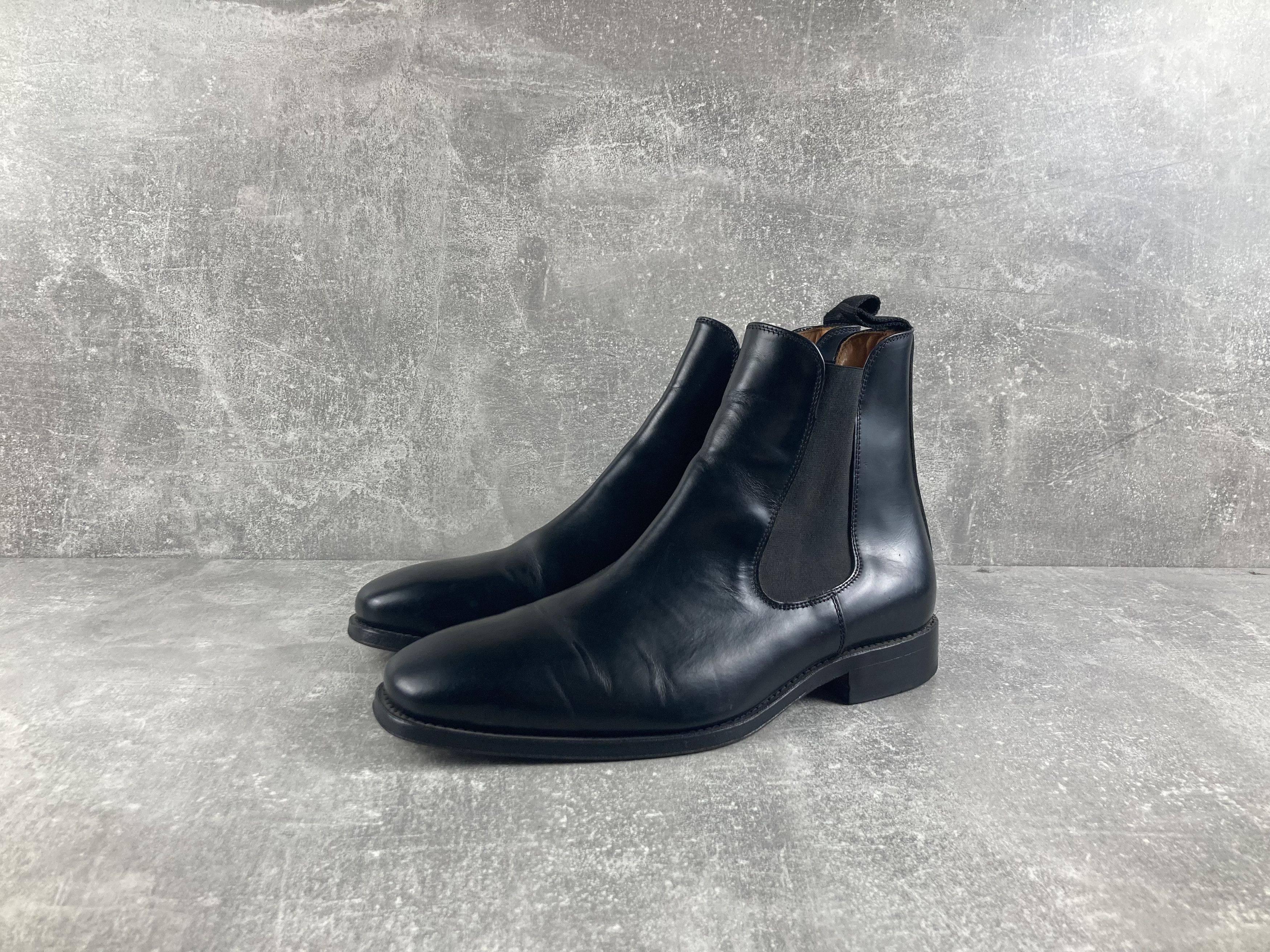 Charles Tyrwhitt Charles Tyrwhitt leather loake style black chelsea boots Size US 7.5 / EU 40-41 - 1 Thumbnail