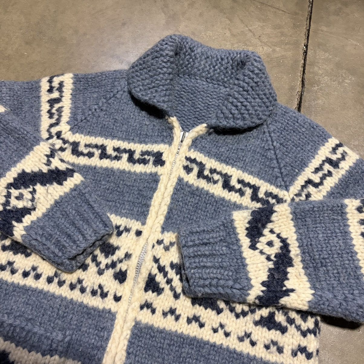 Vintage Vintage Cowichan Sweater Cardigan Zip Up Wool Canadian 70s Size US S / EU 44-46 / 1 - 6 Thumbnail