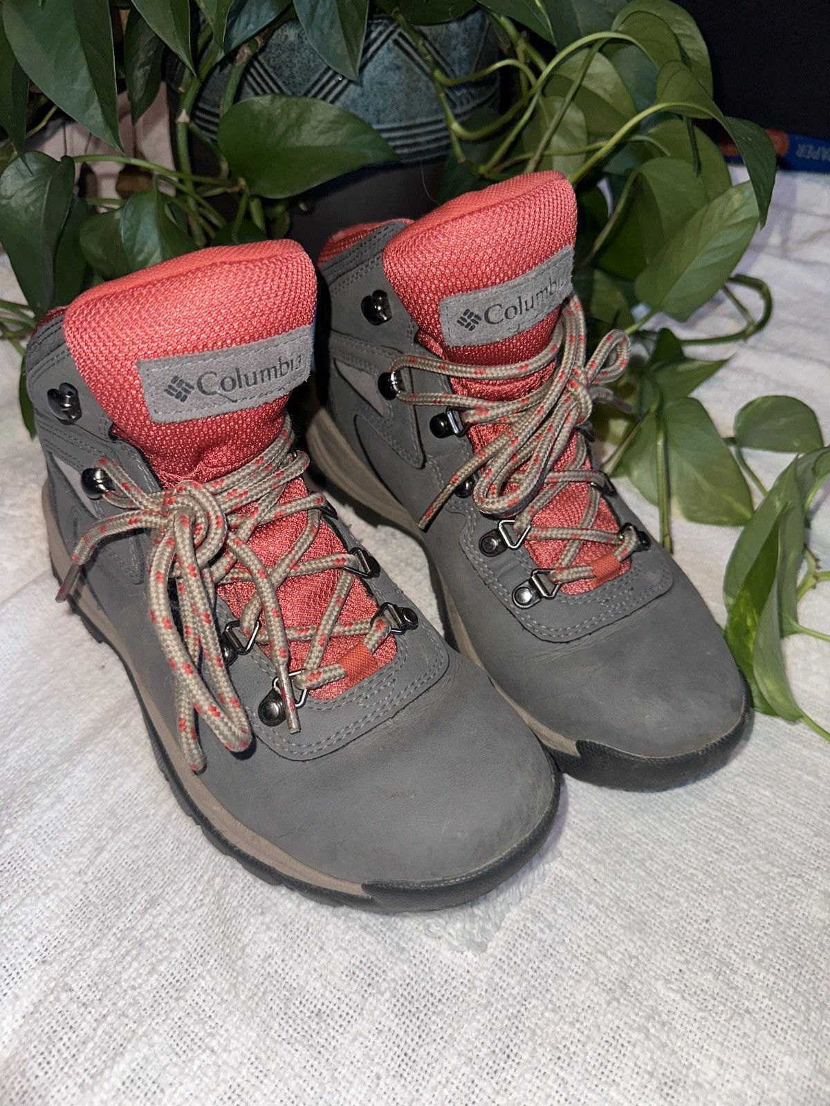 Columbia Columbia Hiking Boots Size US 7.5 / IT 37.5 - 1 Thumbnail