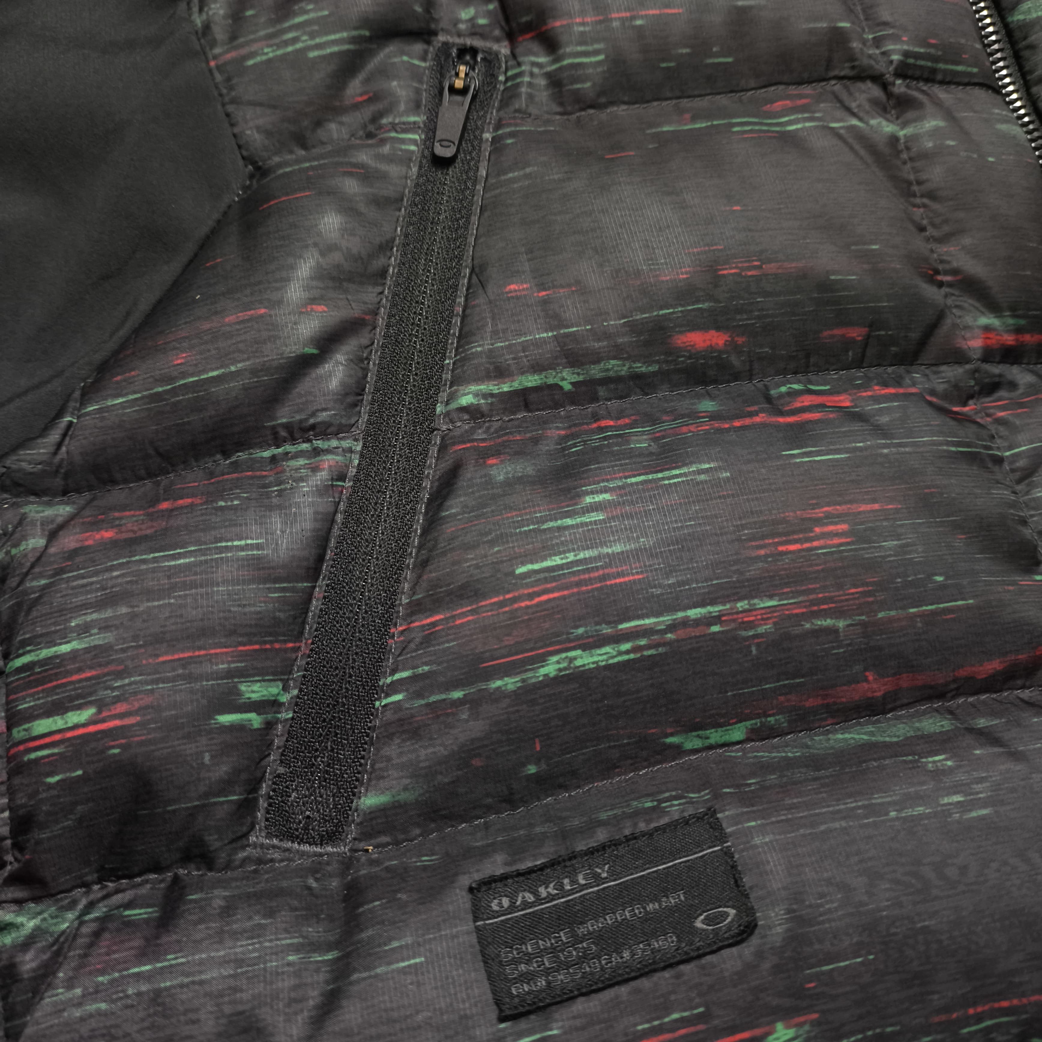 Montbell Oakley Skull Multi Colour Puffer Down Jacket Size US M / EU 48-50 / 2 - 7 Thumbnail