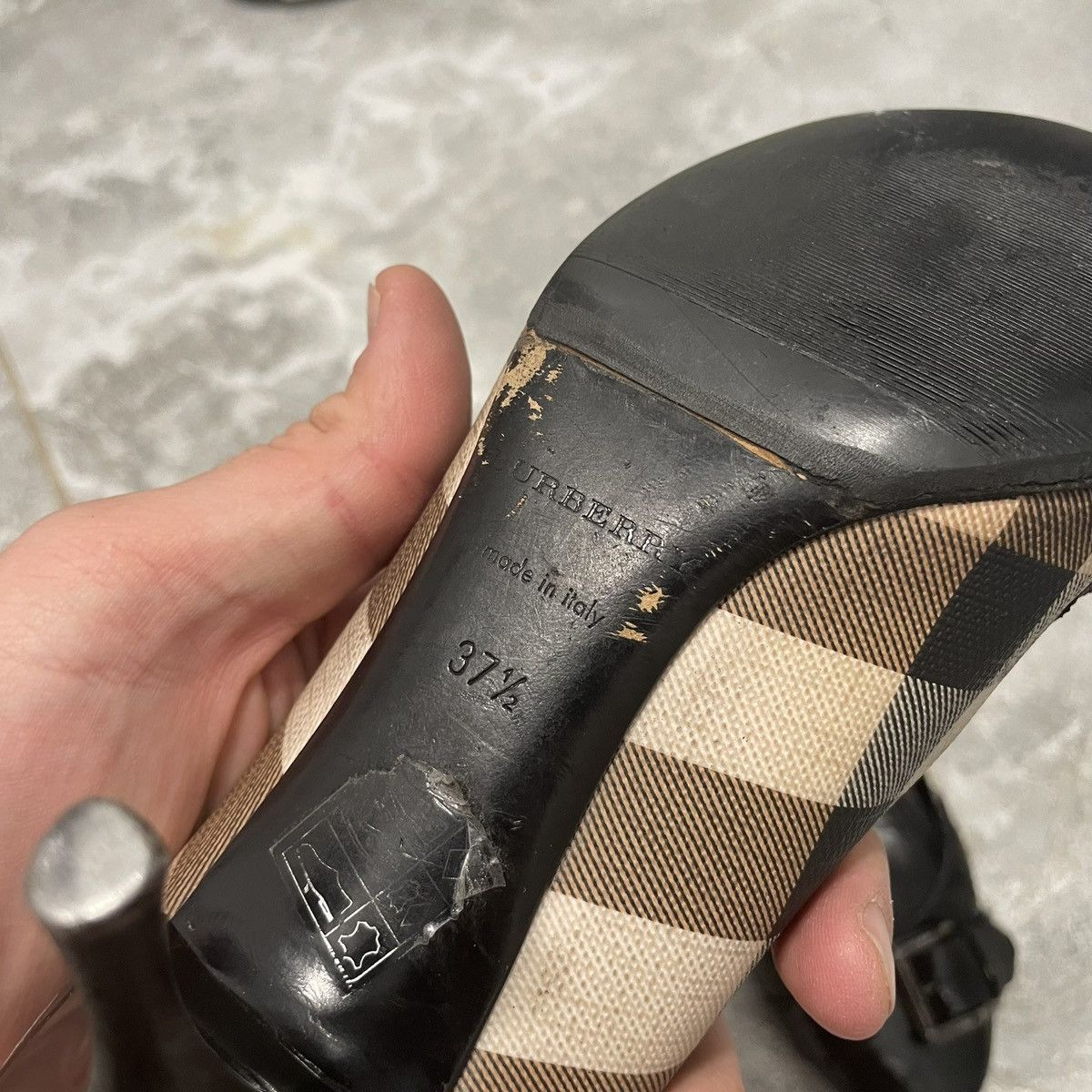 Burberry 37.5 Burberry heels shoes boots Size US 7.5 / IT 37.5 - 7 Thumbnail
