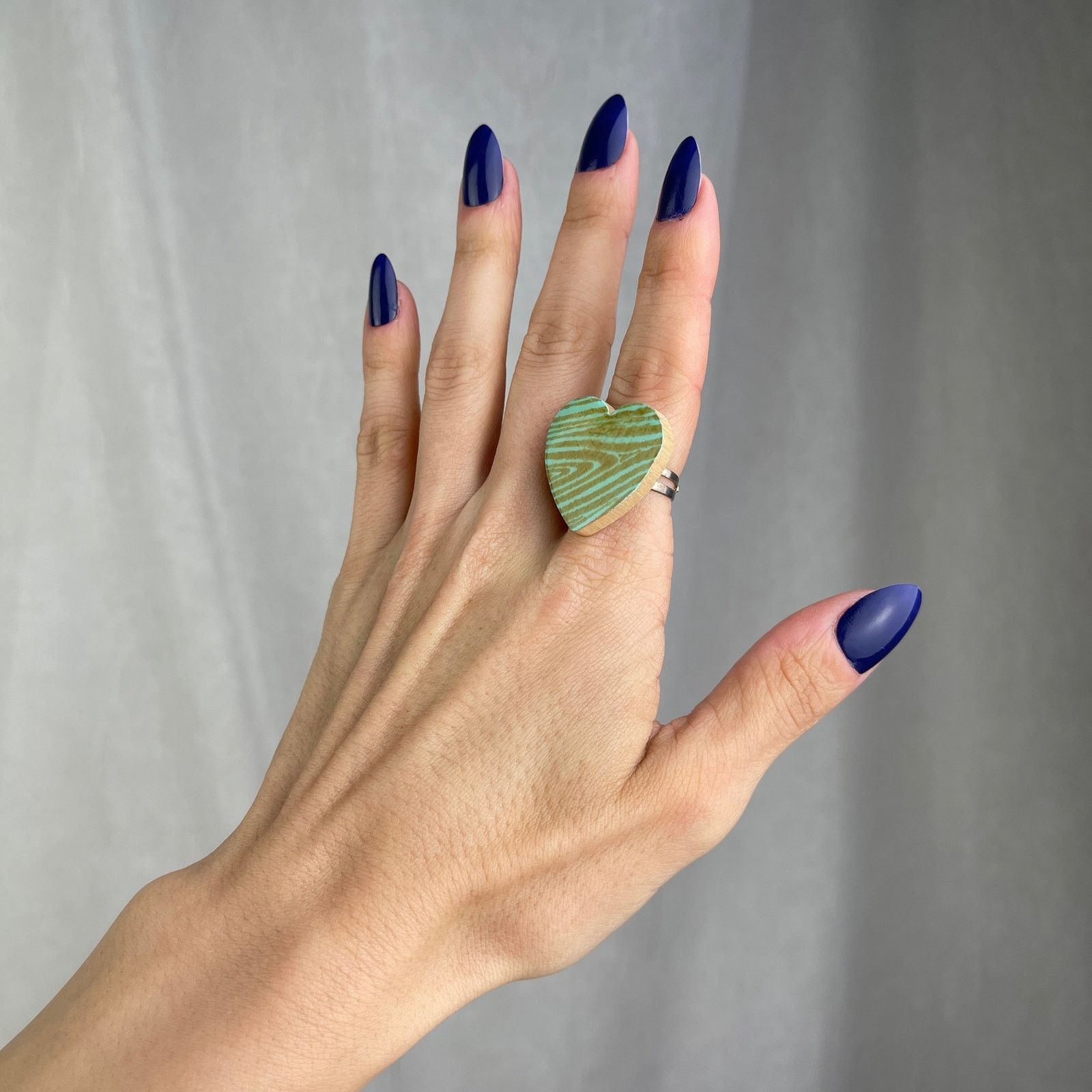 Handmade Steppie Co. Wooden Heart Adjustable Ring Mint Green Striped Size ONE SIZE - 10 Thumbnail