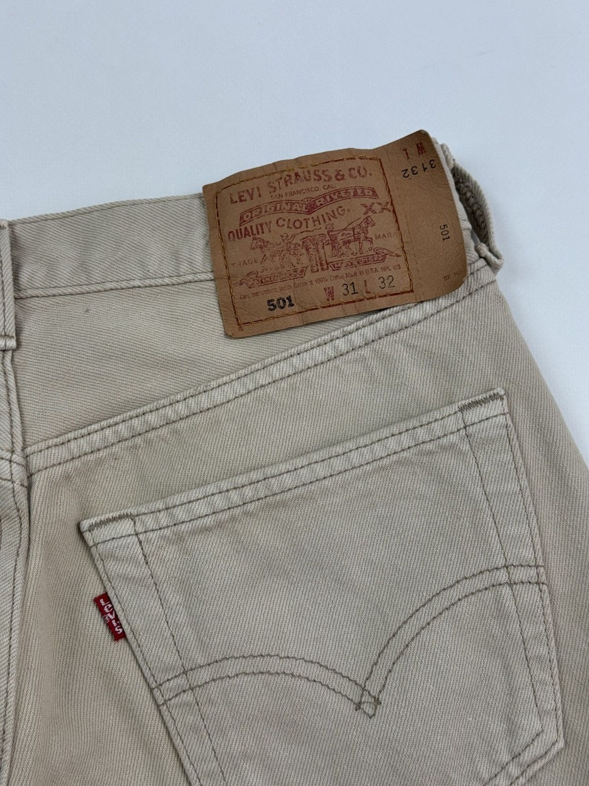 Levi's 1990’s Vintage Levi’s 501 Beige Jeans Made in USA Size US 31 - 17 Thumbnail