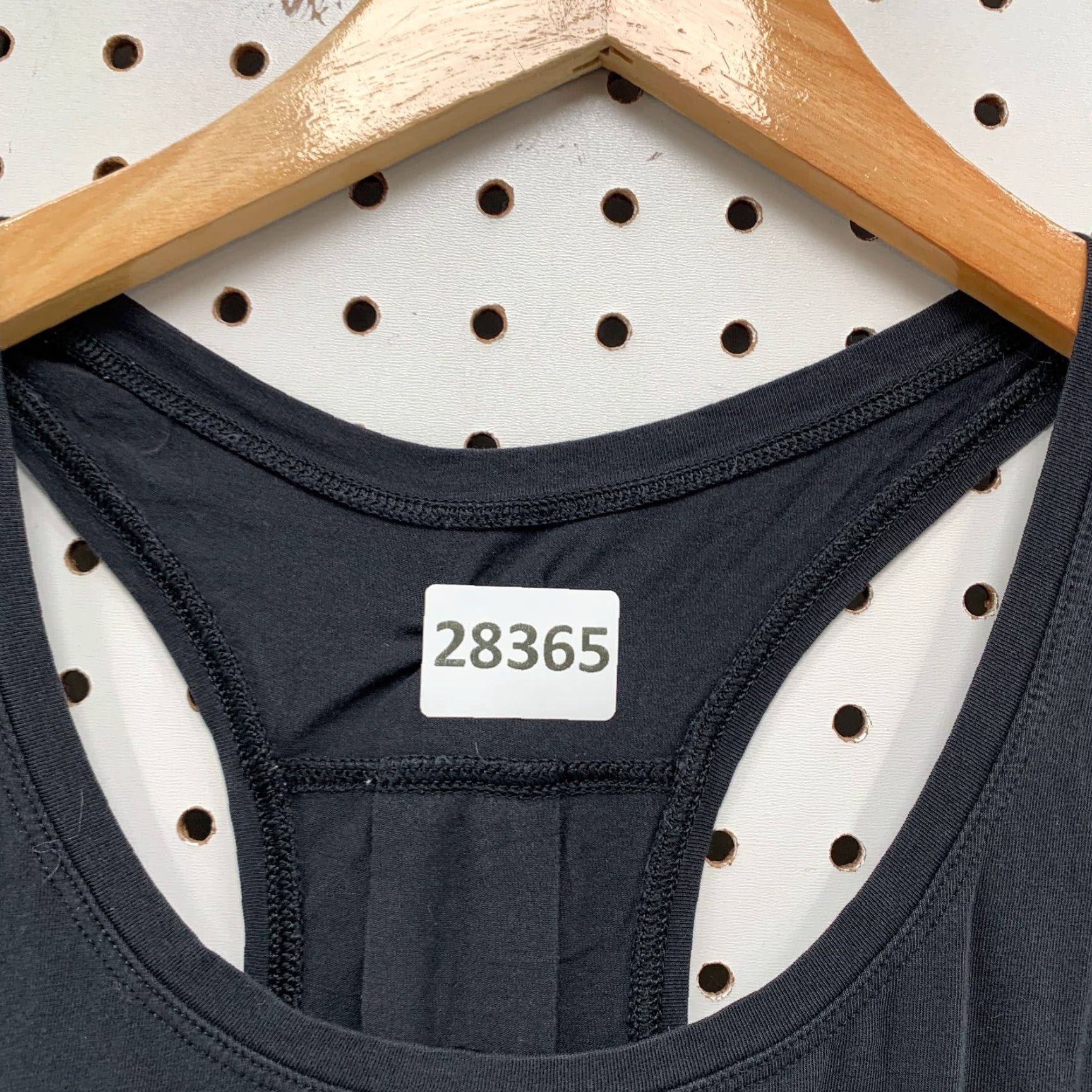 Lululemon Lululemon Tank Top Black Racer Back Size 6 Fits 14.5x24 Size M / US 6-8 / IT 42-44 - 7 Thumbnail