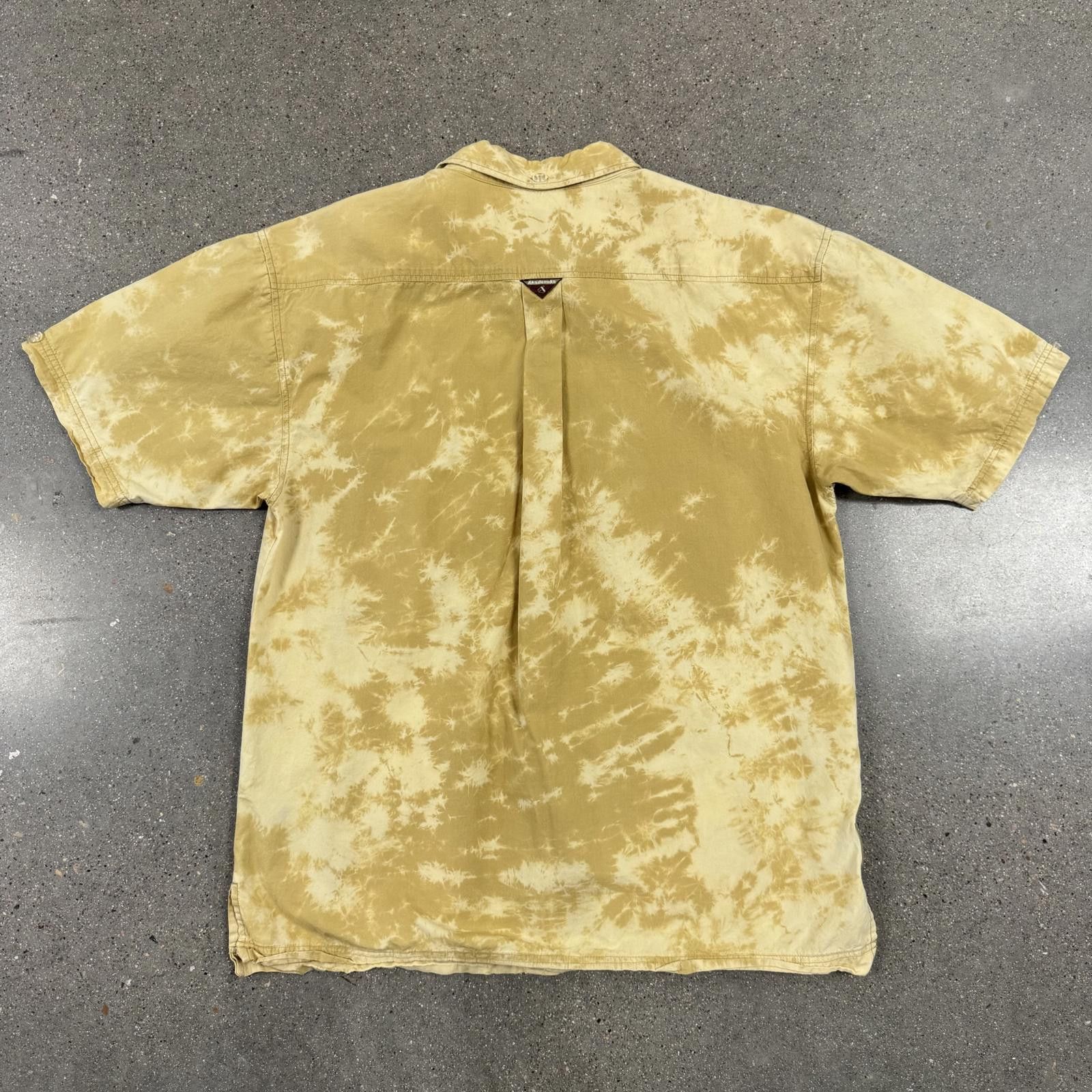 Akademiks Vtg Akademiks Men's Tie-Dye Button-Up Shirt Denim Tags - L Size US L / EU 52-54 / 3 - 12 Thumbnail