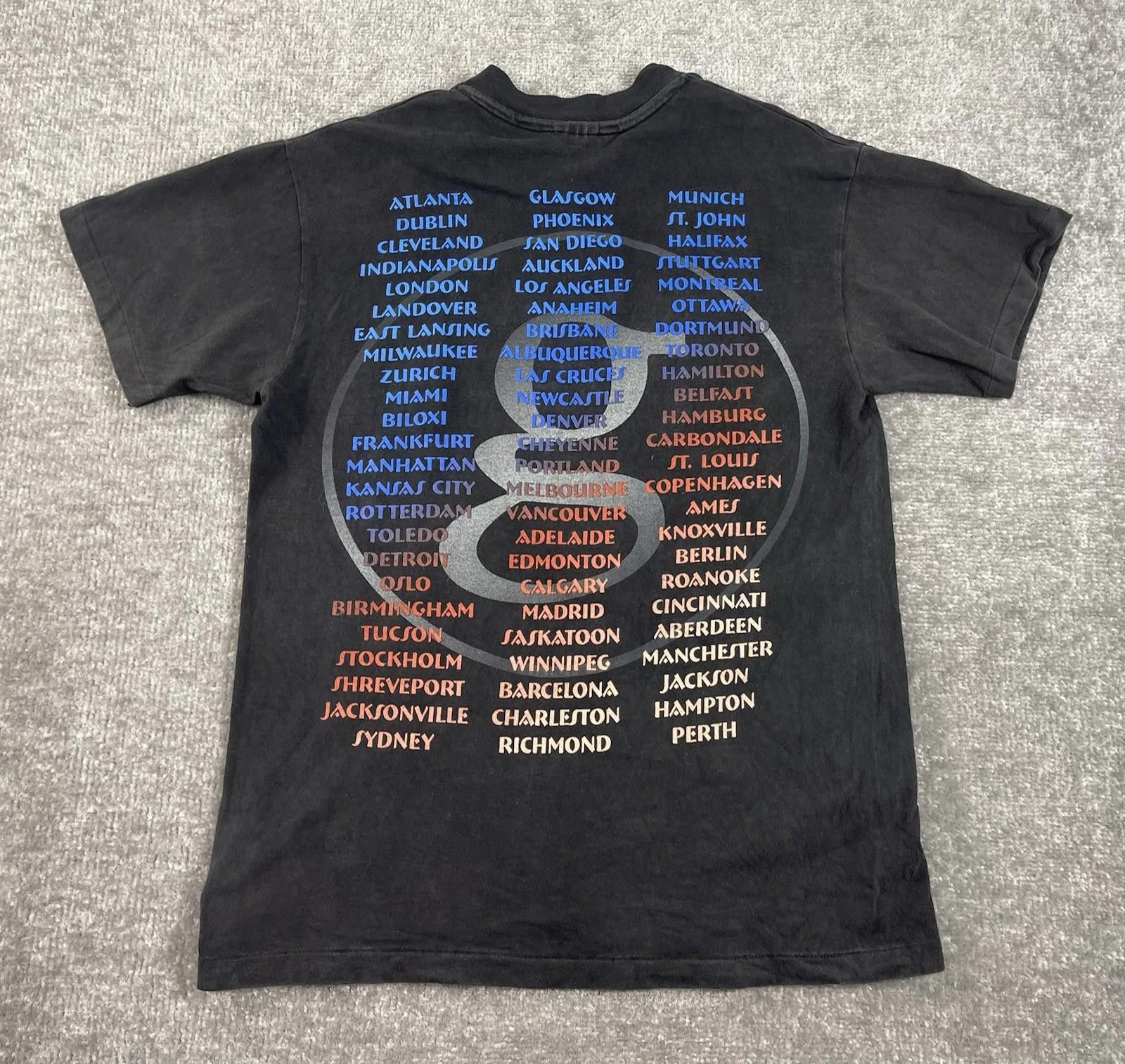 Hanes Vintage 90s Garth Brooks Country Cowboys Handles Faded Shirt Size US M / EU 48-50 / 2 - 2 Thumbnail