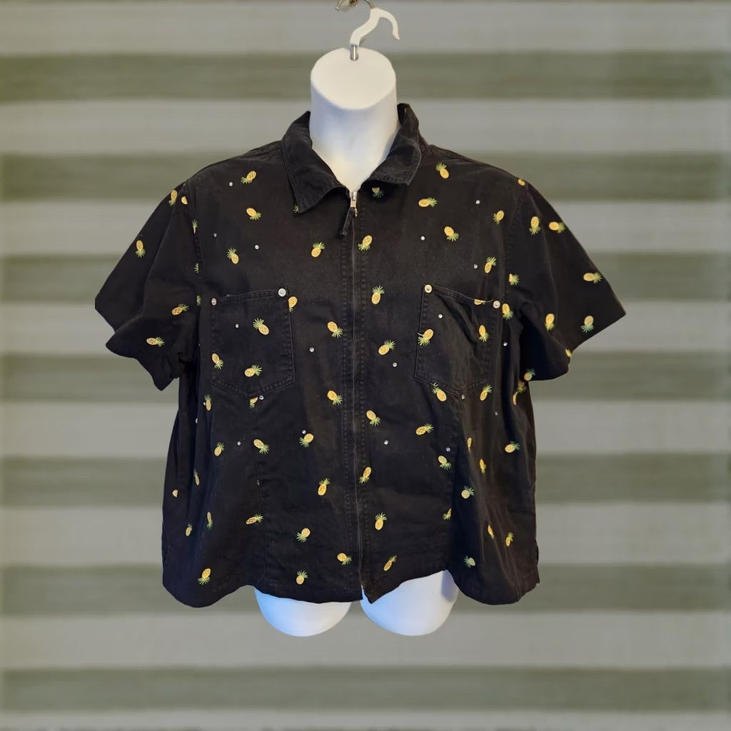 Quacker Factory Quacker Factory Women's Black Embroidered Pineapple Jacket Short Sleeve Zip 2X Size 40" / US 18 - 1 Thumbnail