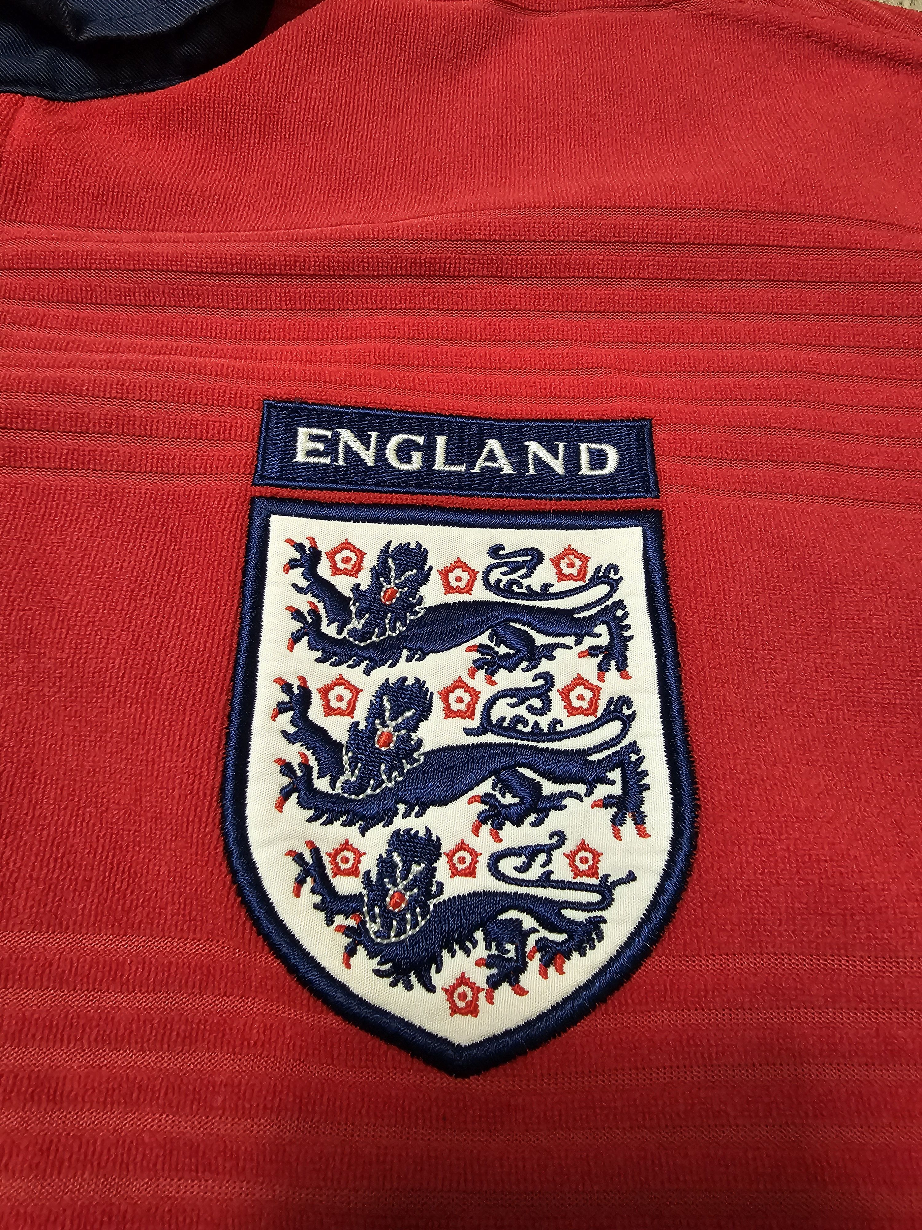 Vintage ENGLAND 1999 2001 VINTAGE AWAY FOOTBALL SHIRT SOCCER JERSEY Size US L / EU 52-54 / 3 - 4 Thumbnail