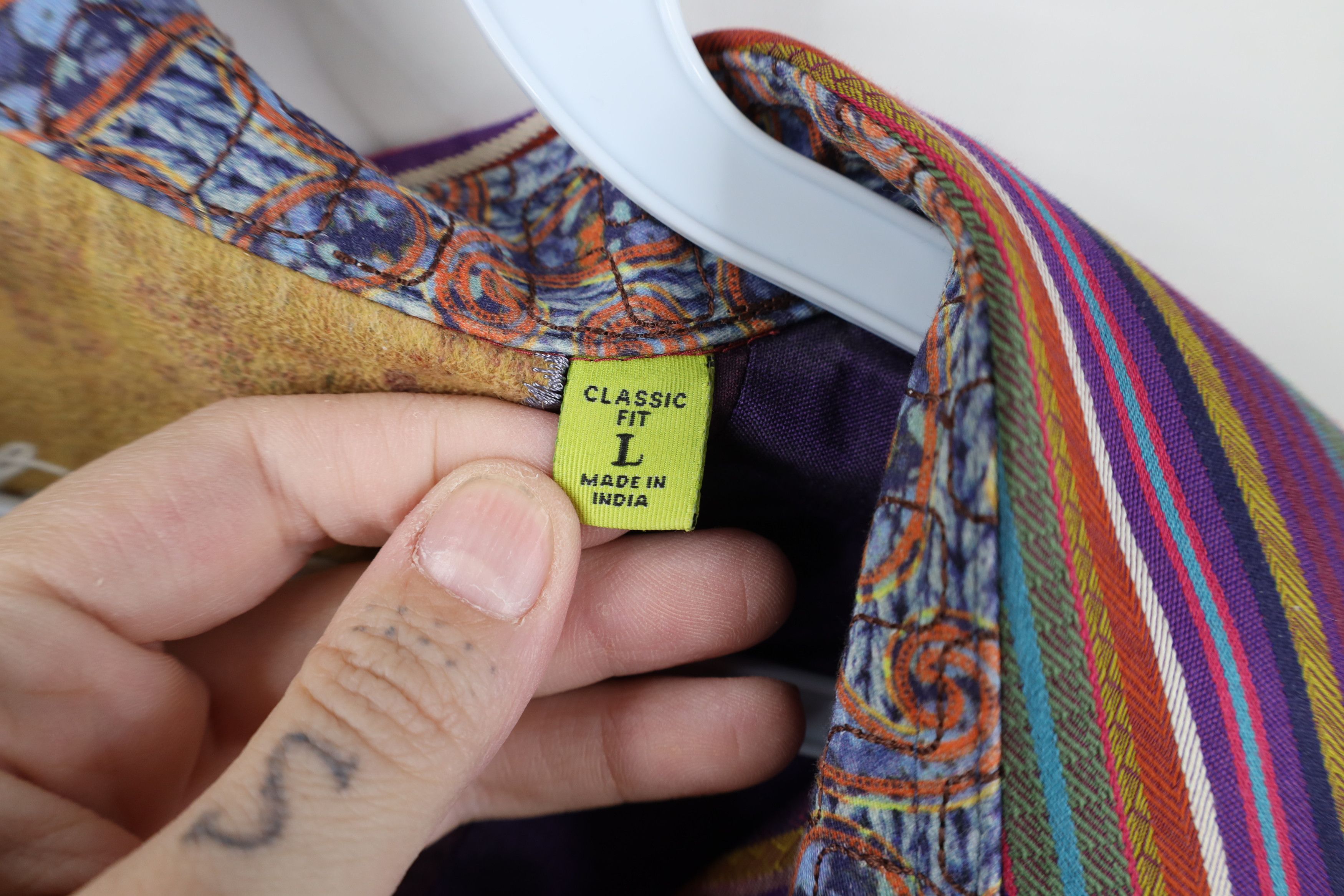 Robert Graham Robert Graham Cuff Rainbow Striped Collared Button Shirt Size US L / EU 52-54 / 3 - 9 Thumbnail