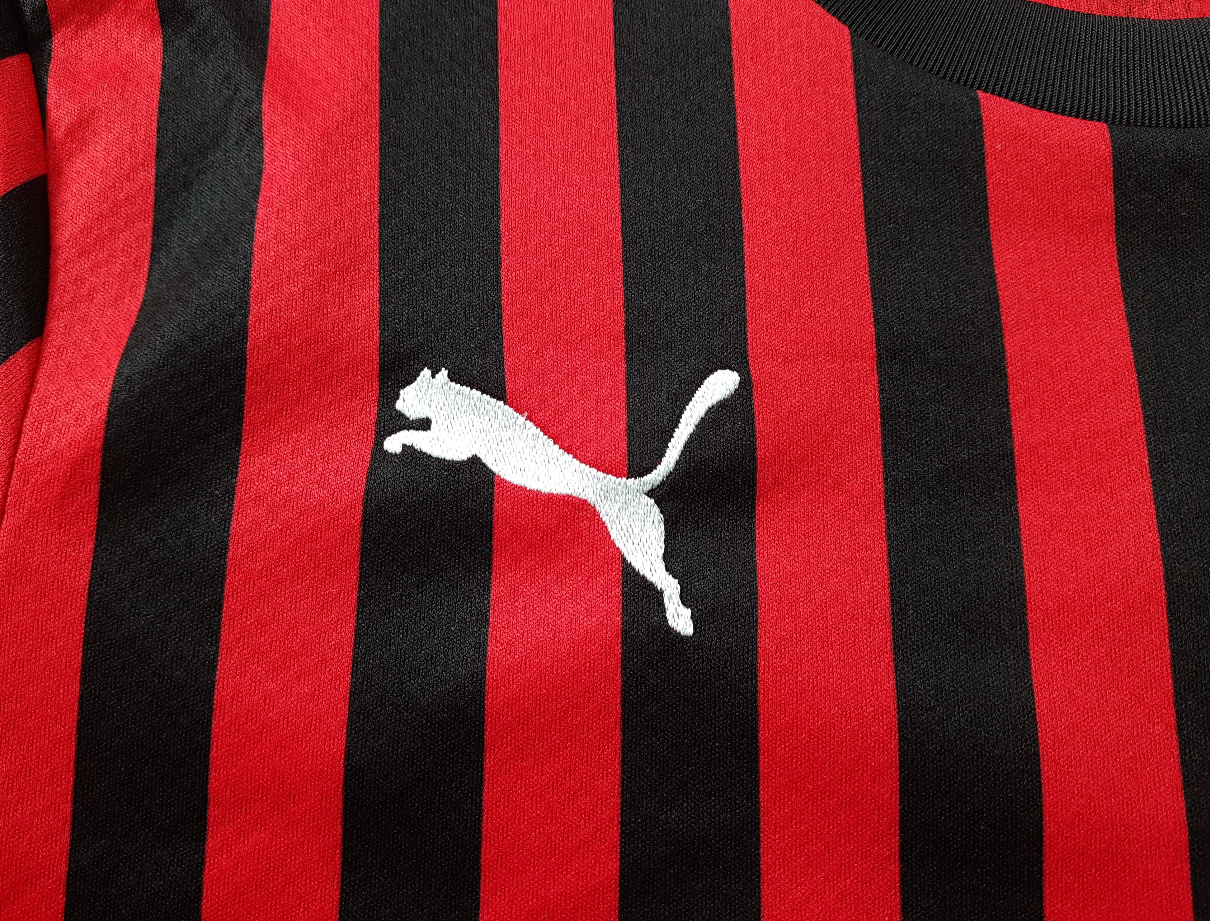 Puma Milan AC Zlatan Ibrahimovic 2019/20 Home Soccer Jersey Size US S / EU 44-46 / 1 - 10 Thumbnail