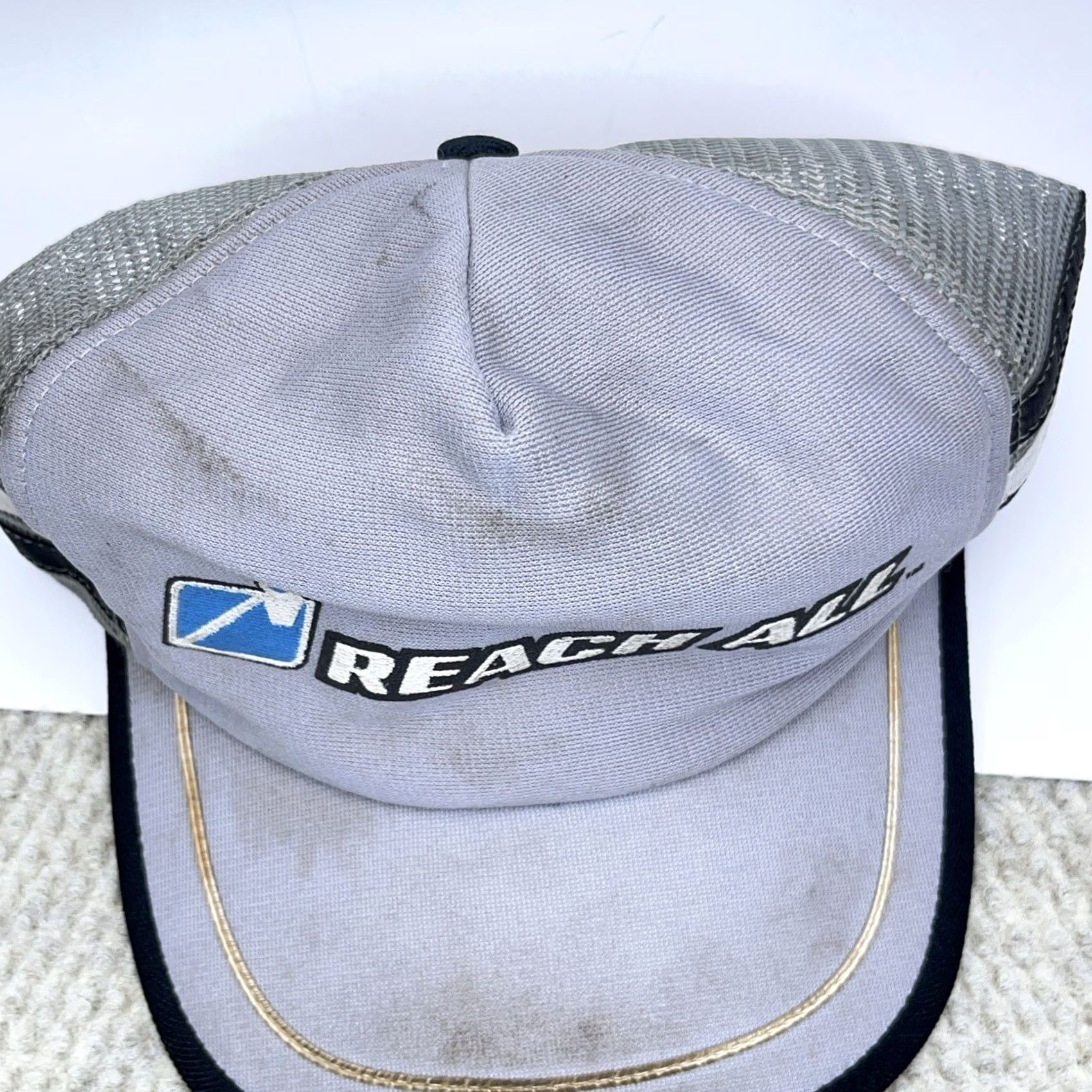 Vintage VINTAGE Trucker Hat USA 80s 90s Gray Black Puffy V Reach Size ONE SIZE - 4 Thumbnail