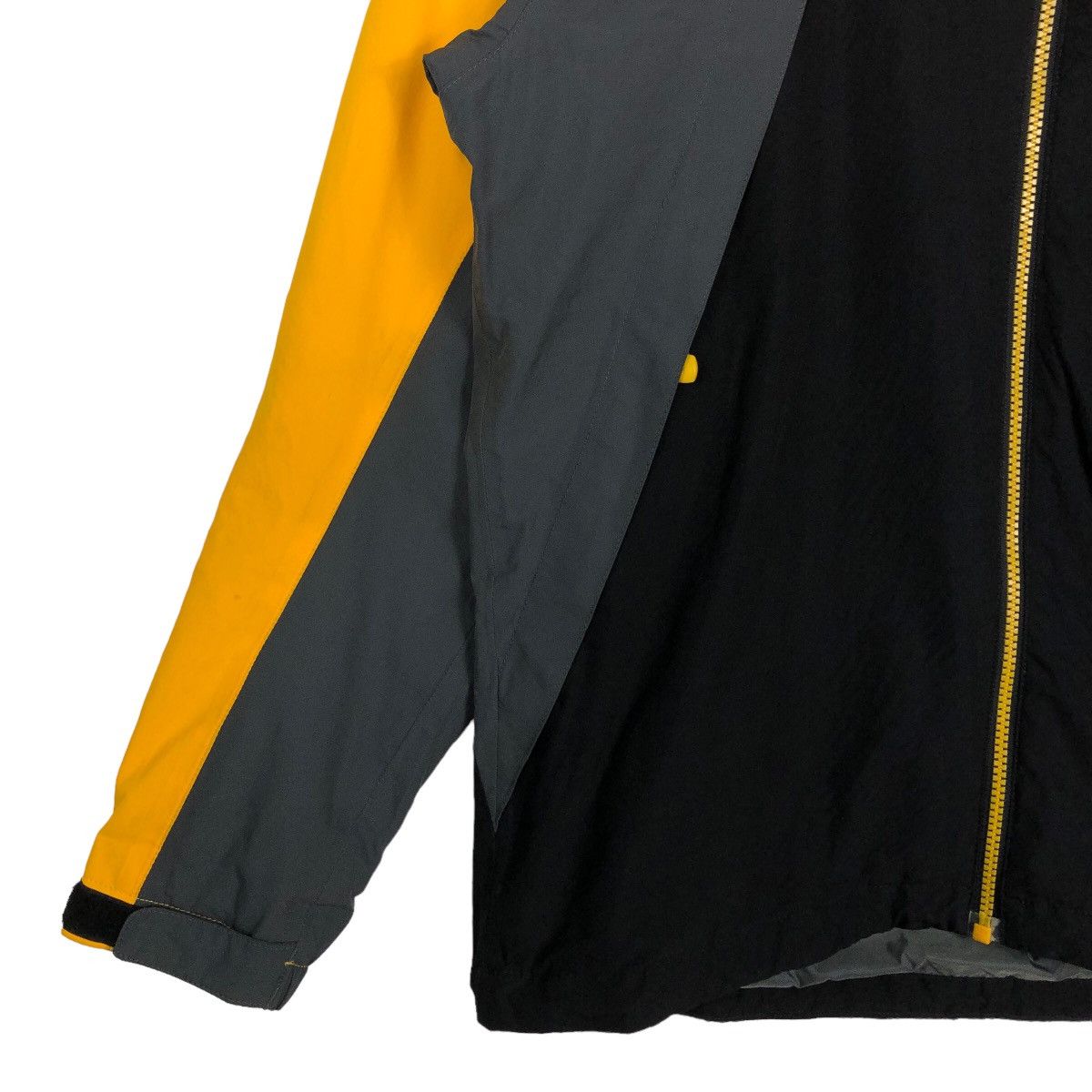 The North Face 🔥Goretex The North Face Windbreaker Jacket Waterproof Size US XS / EU 42 / 0 - 3 Thumbnail