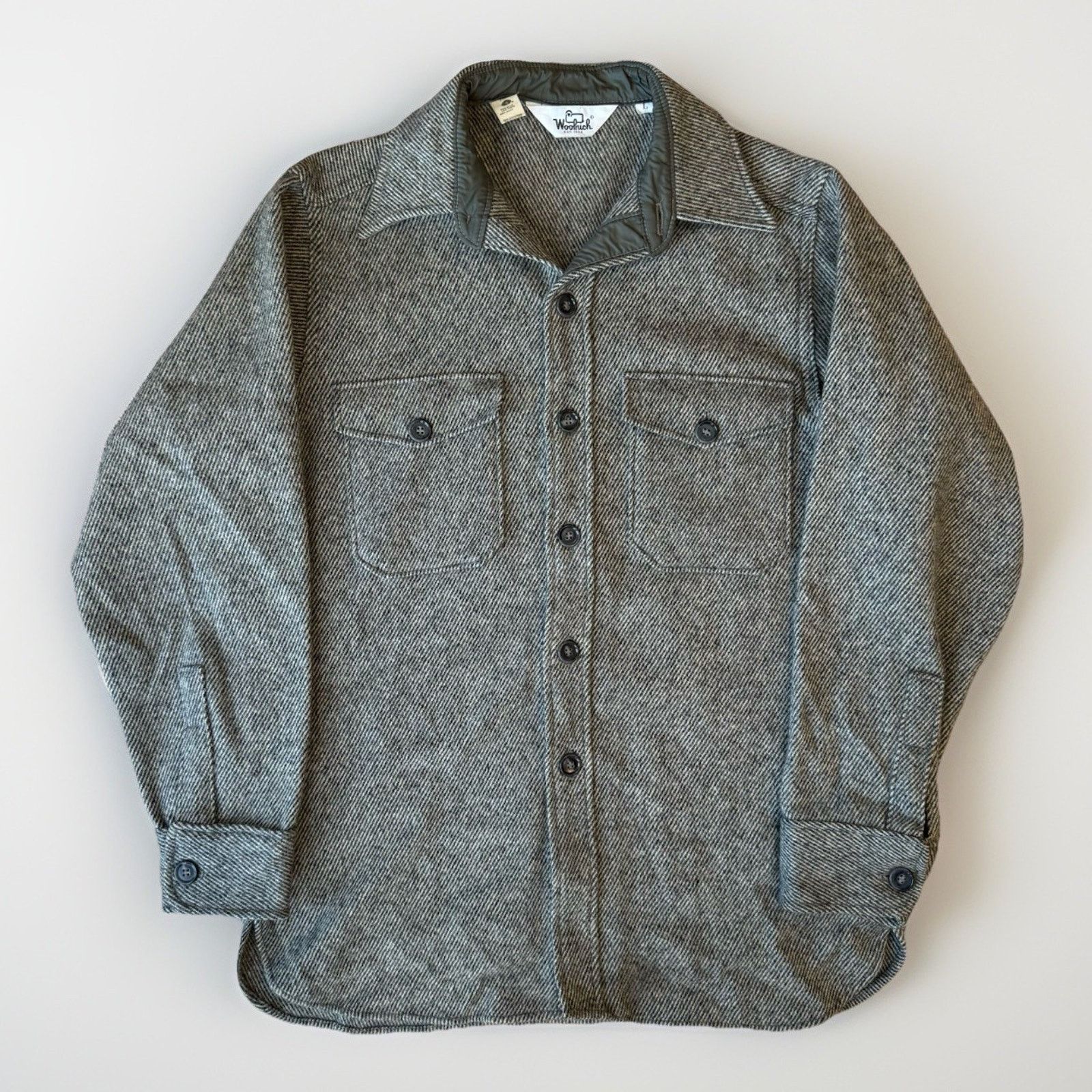 Woolrich Woolen Mills Vintage Woolrich Heavy Wool Shirt Large Gray 70s Button Up Size US L / EU 52-54 / 3 - 1 Thumbnail