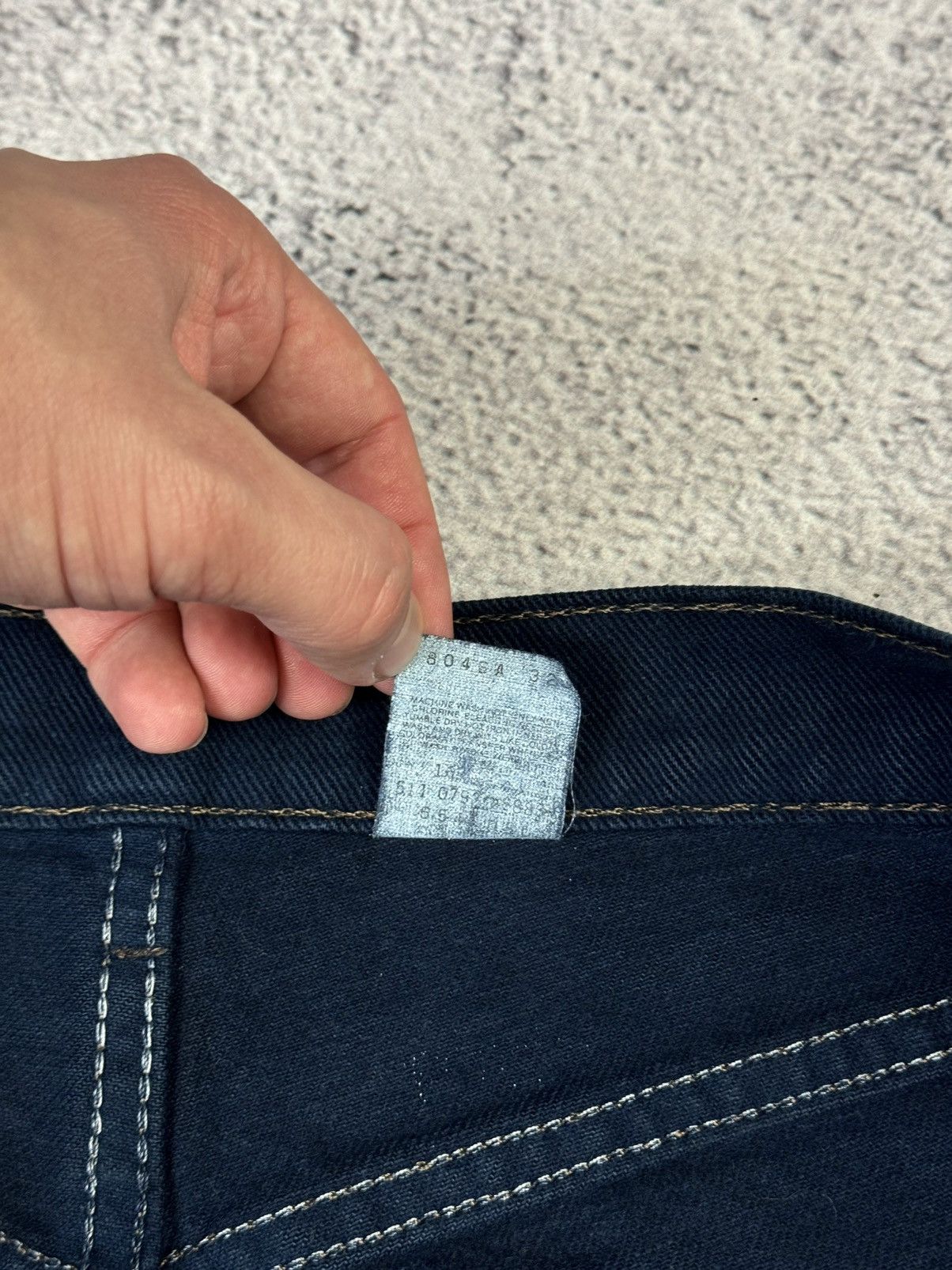 Levi's × Vintage Levis 554 Vintage Made In USA Blue Jeans Size US 33 - 17 Thumbnail