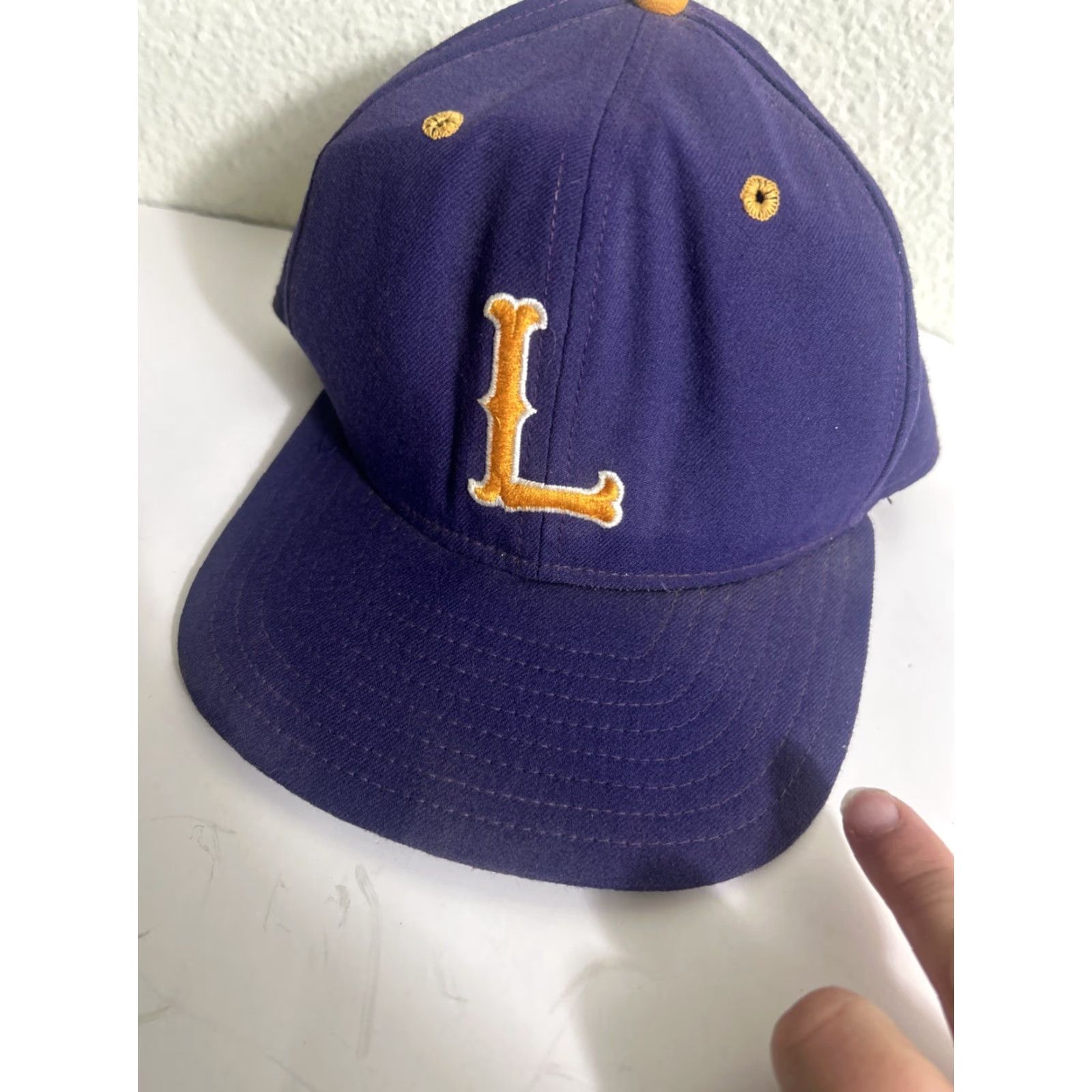 New Era VINTAGE New Era Major League Promodel Baseball Hat 7 1/8 Purple Gold L Mens Baseball Cap Size ONE SIZE - 4 Thumbnail